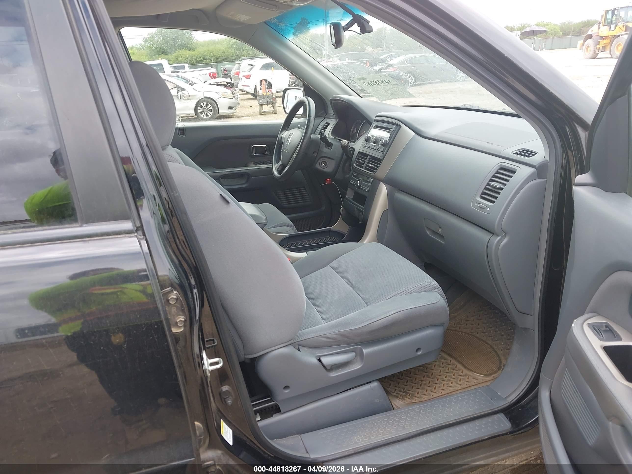 2007 Honda Pilot Ex Black vin: 5FNYF28477B009469