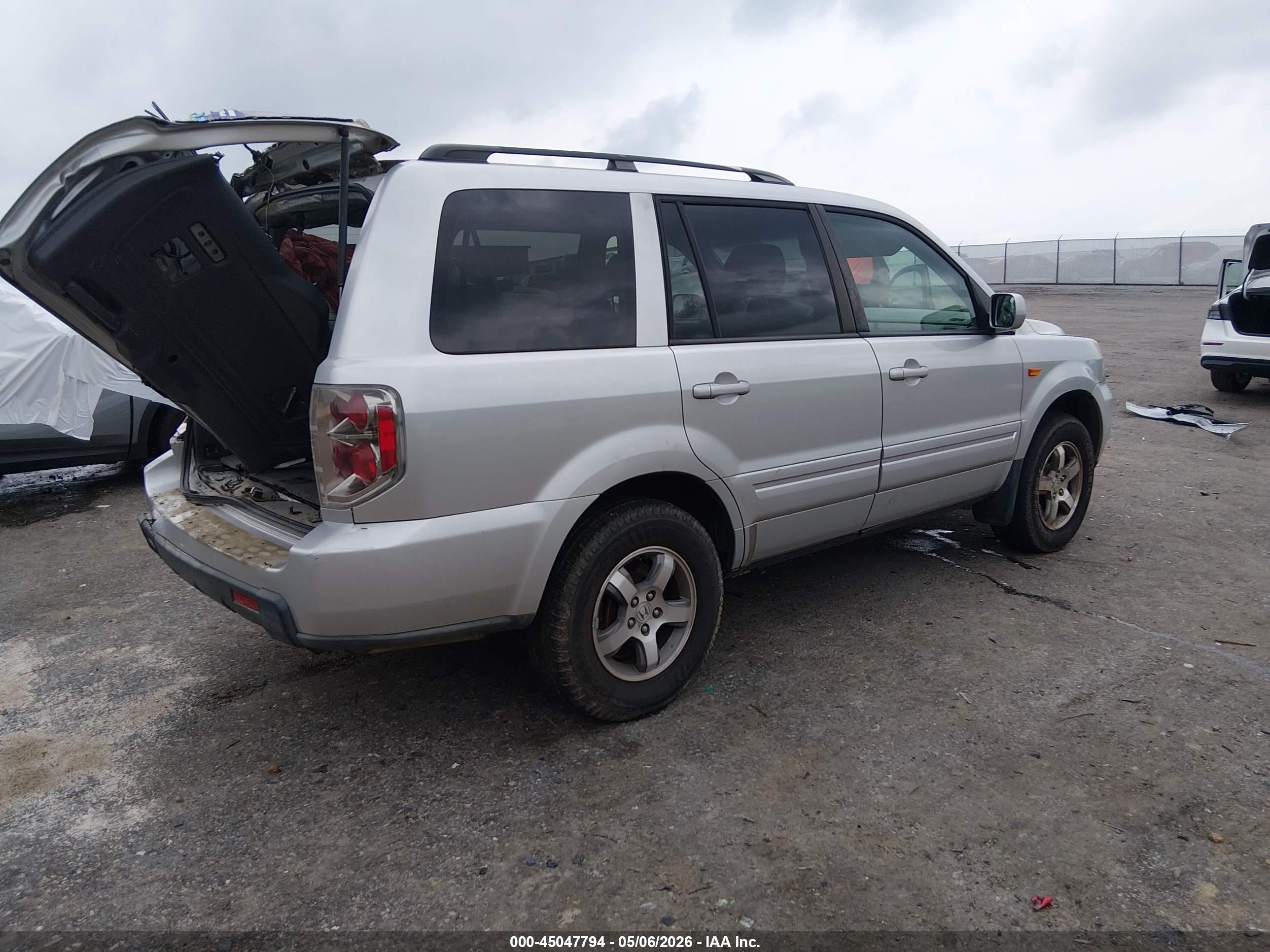 2007 Honda Pilot Ex Silver vin: 5FNYF28477B019483
