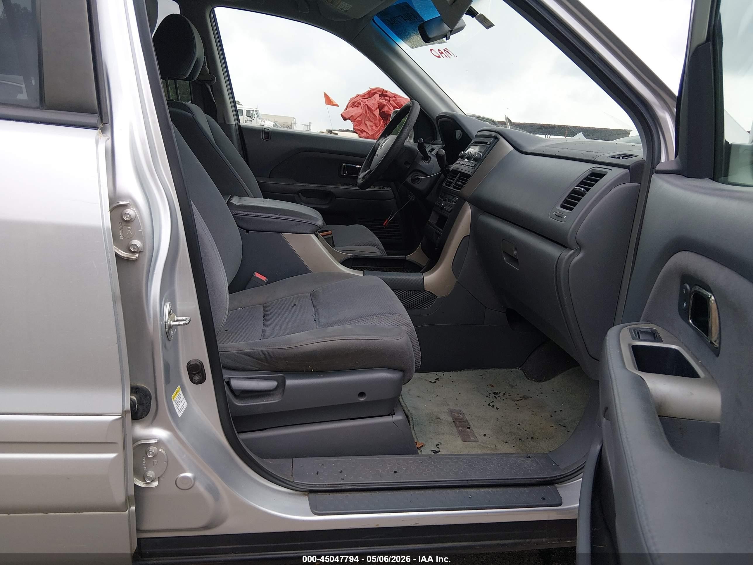 2007 Honda Pilot Ex Silver vin: 5FNYF28477B019483