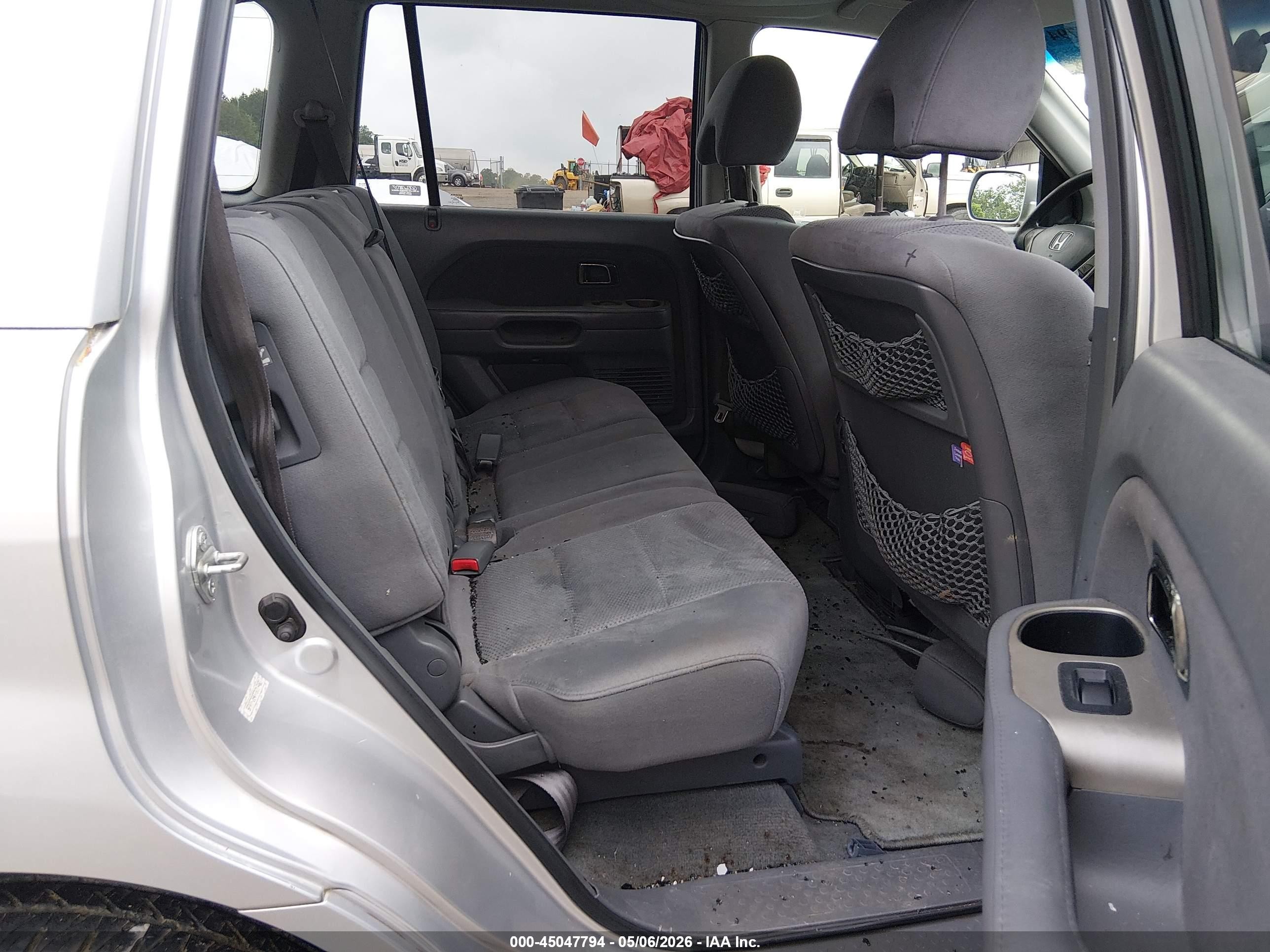 2007 Honda Pilot Ex Silver vin: 5FNYF28477B019483