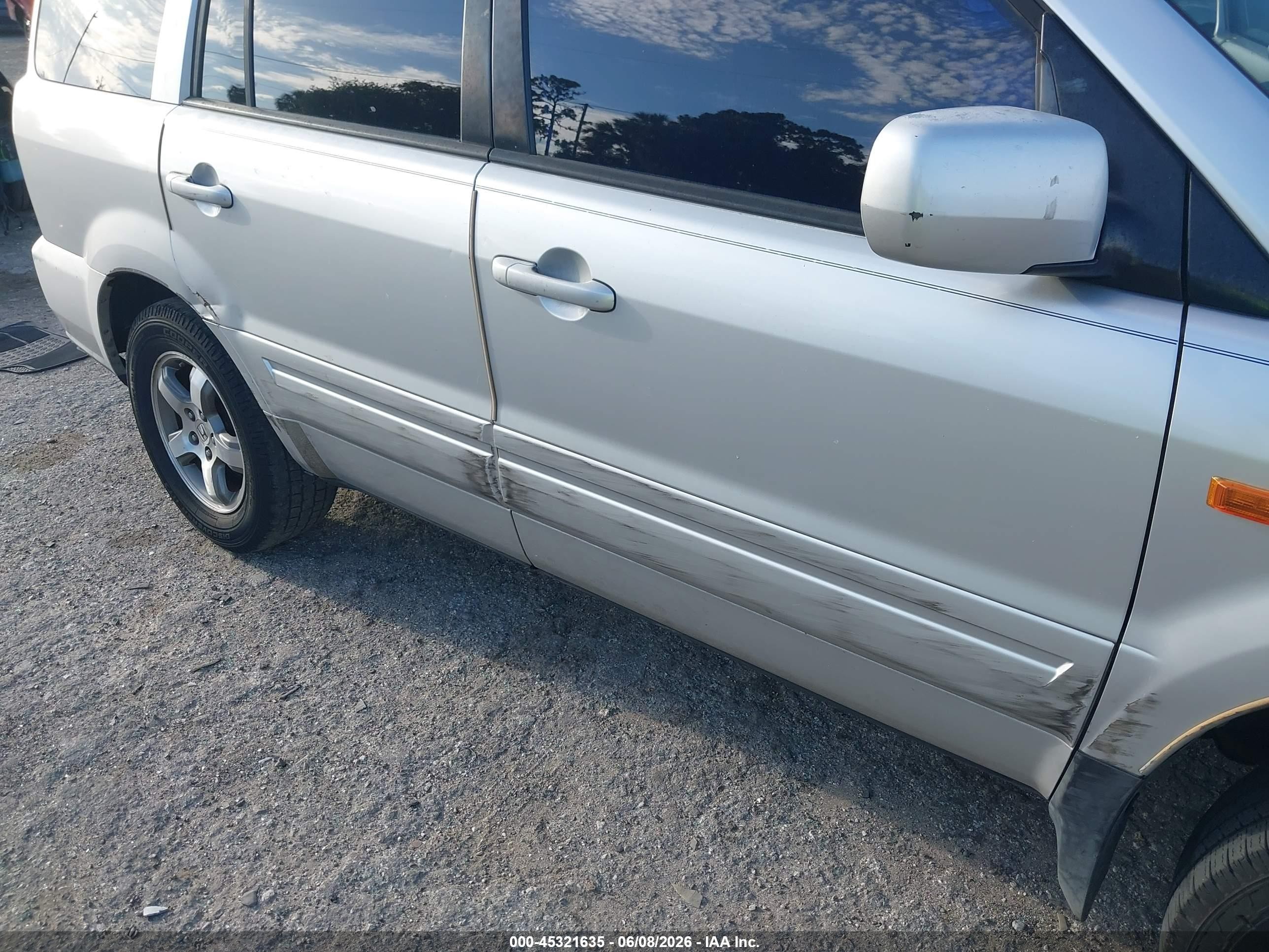 2006 Honda Pilot Ex Silver vin: 5FNYF28496B021556