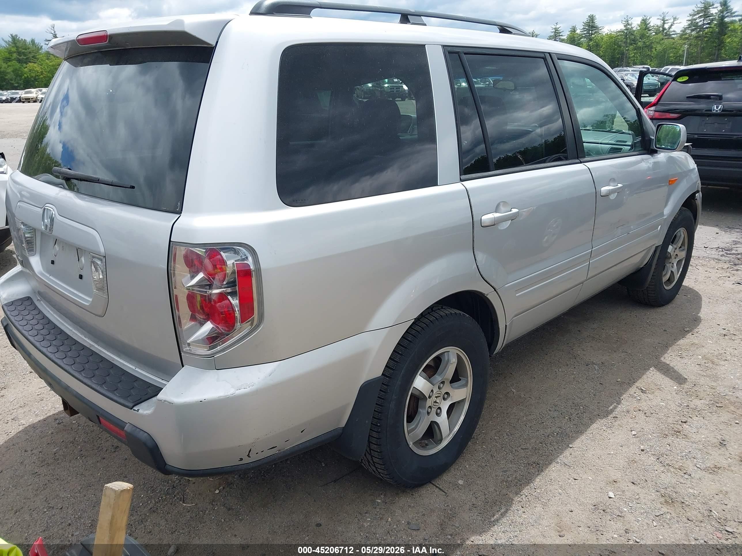 2006 Honda Pilot Ex Silver vin: 5FNYF28496B041127