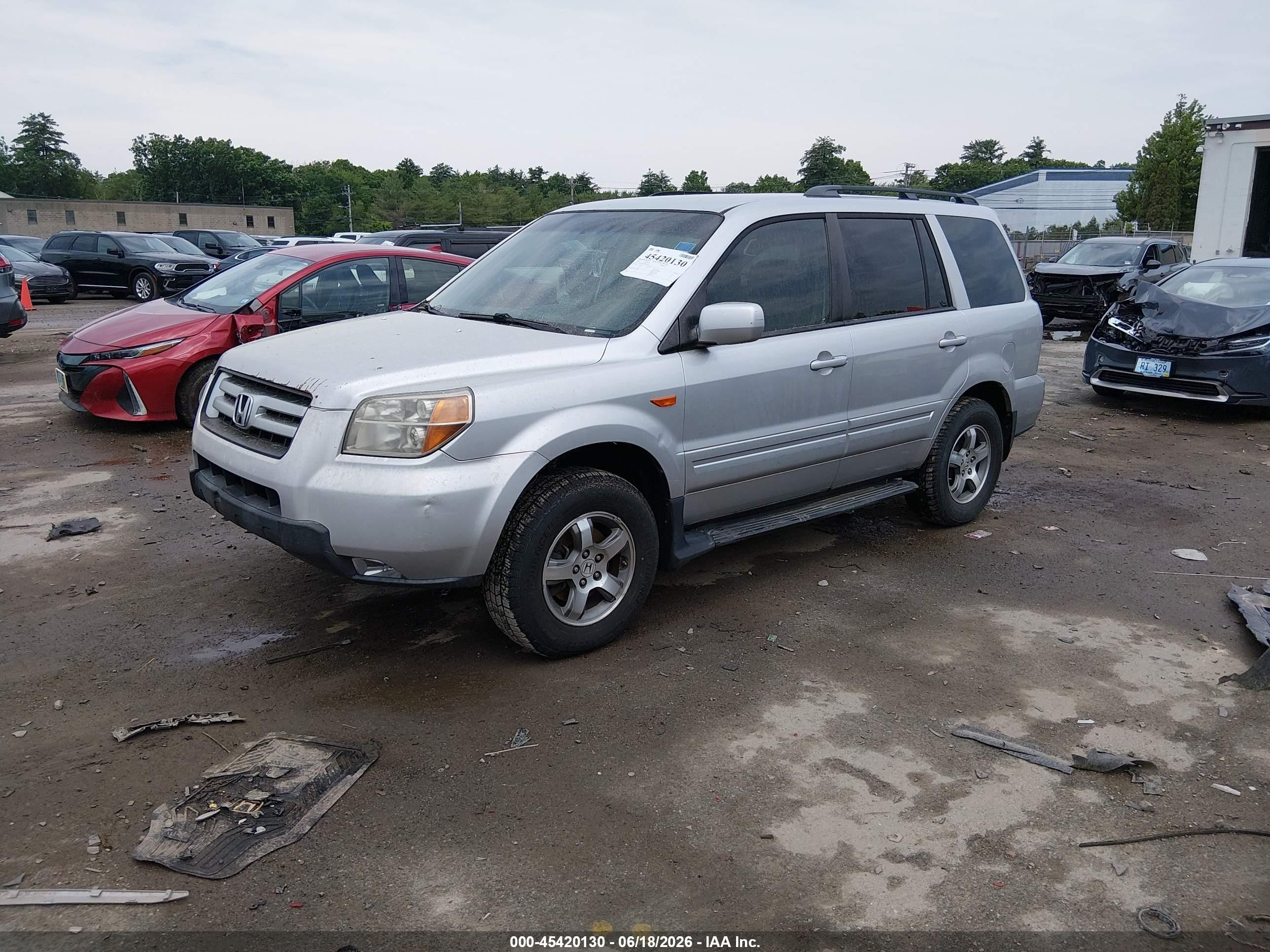 2007 Honda Pilot Ex Silver vin: 5FNYF284X7B007618