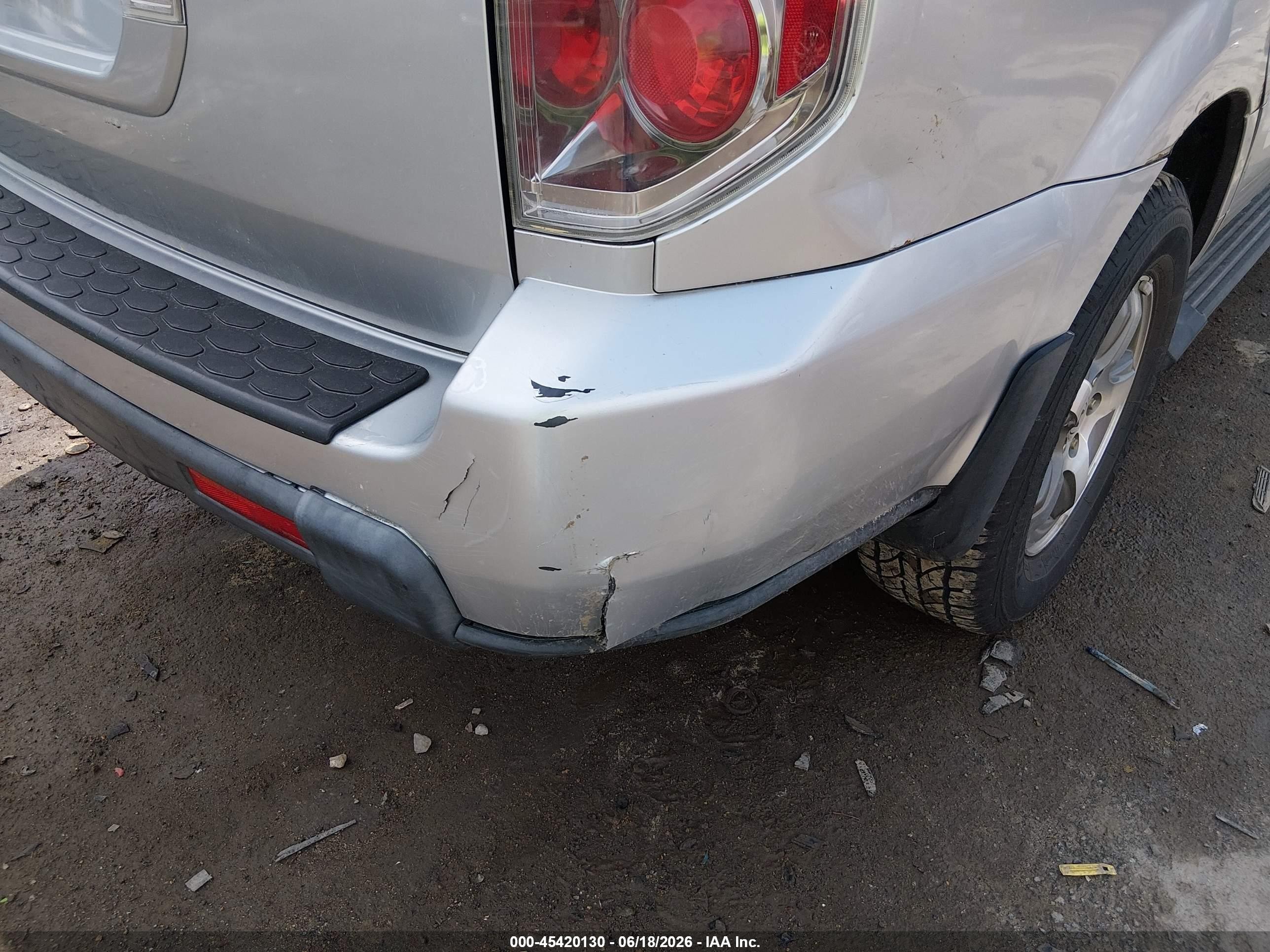 2007 Honda Pilot Ex Silver vin: 5FNYF284X7B007618