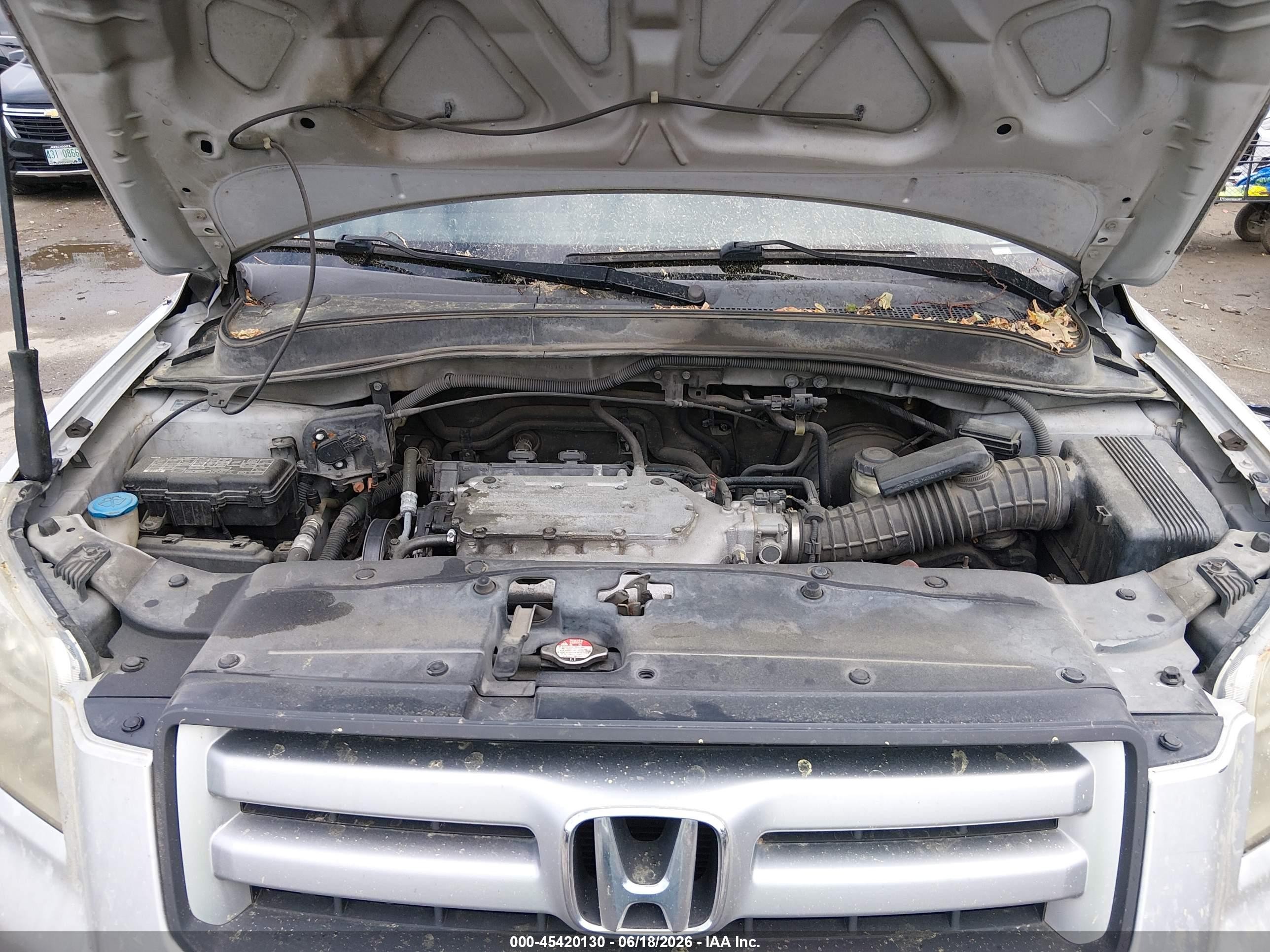 2007 Honda Pilot Ex Silver vin: 5FNYF284X7B007618