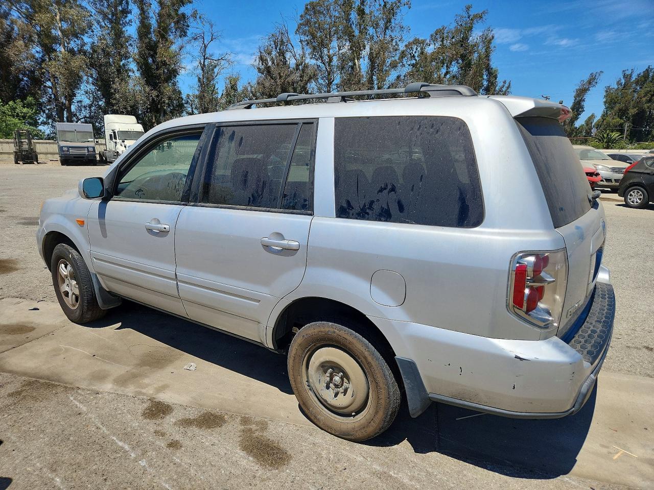 2007 Honda Pilot Ex Gray vin: 5FNYF284X7B043633