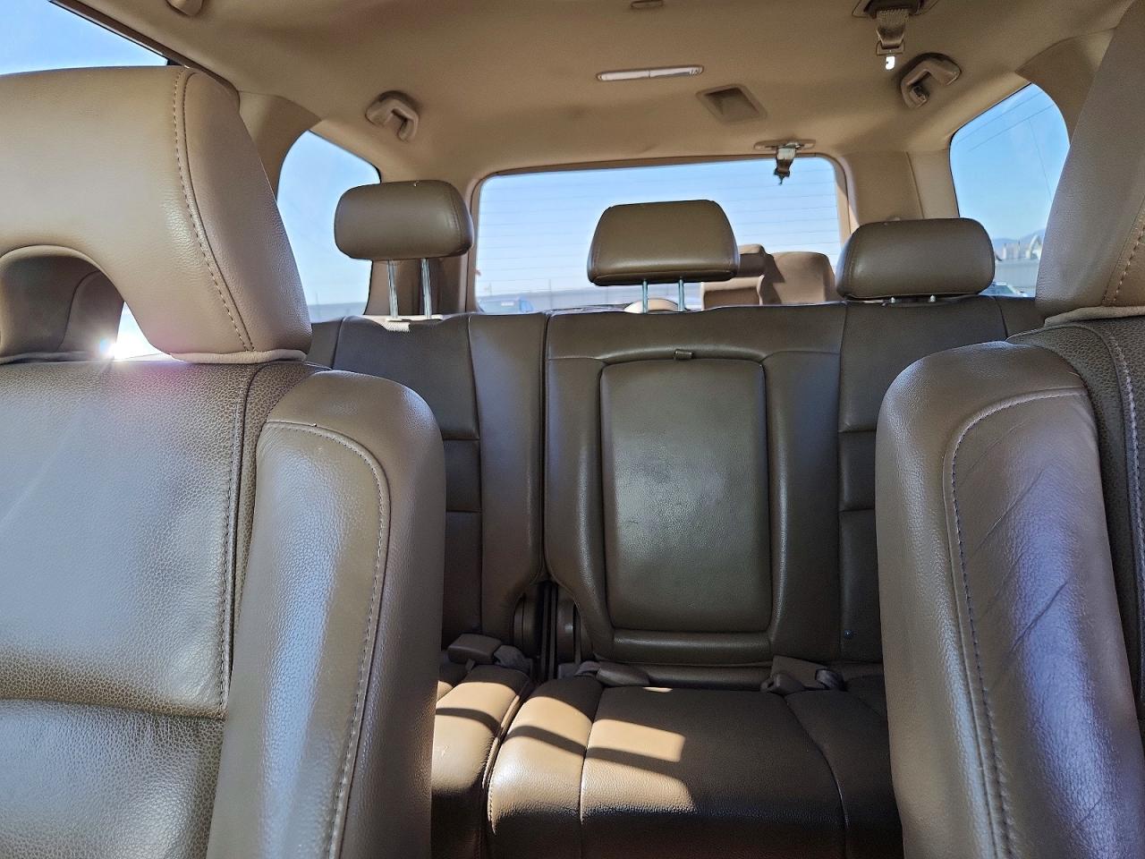 2008 Honda Pilot Exl White vin: 5FNYF28508B007654