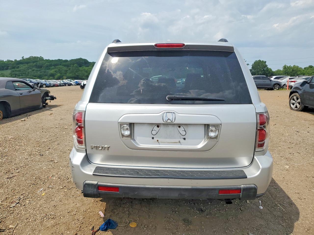 2006 Honda Pilot Ex Silver vin: 5FNYF28546B025992