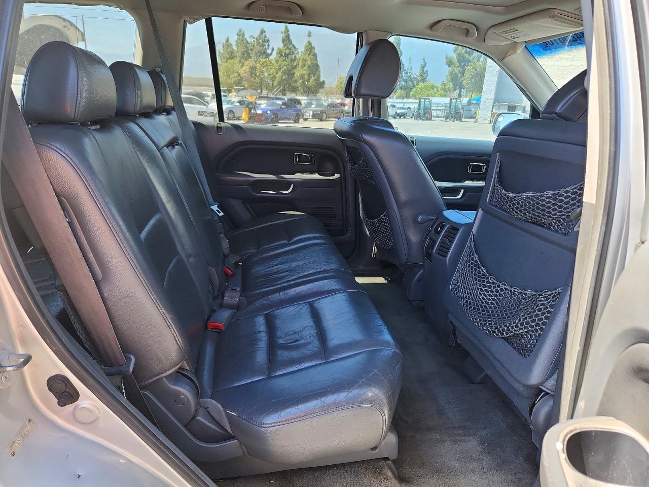 2006 Honda Pilot Ex Silver vin: 5FNYF28576B027221