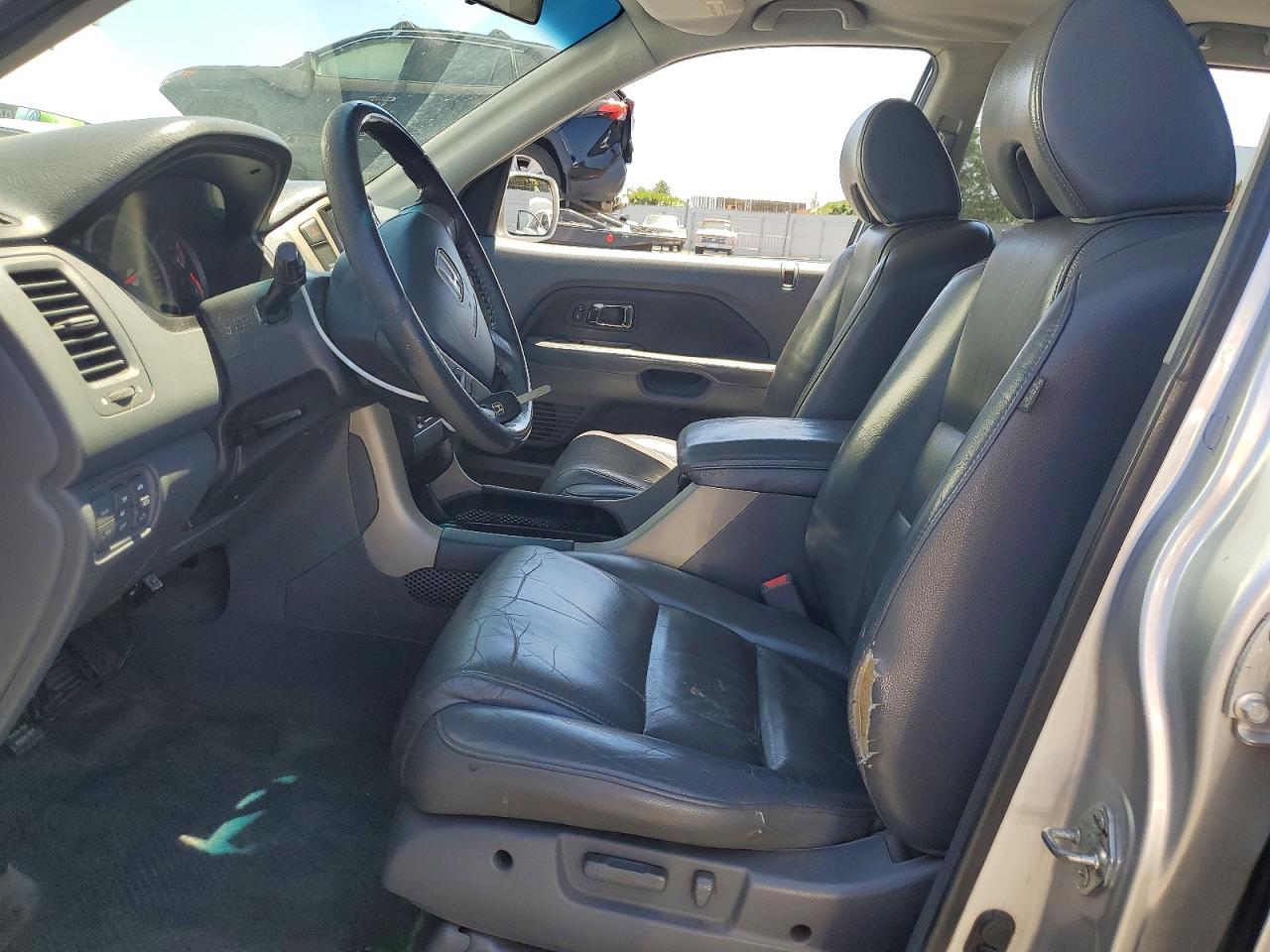 2006 Honda Pilot Ex Silver vin: 5FNYF28586B021492
