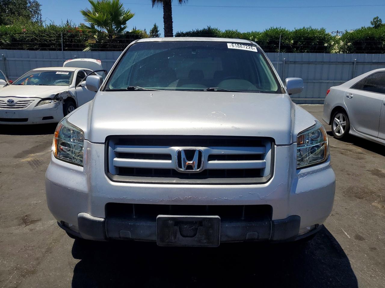 2006 Honda Pilot Ex Silver vin: 5FNYF28586B021492