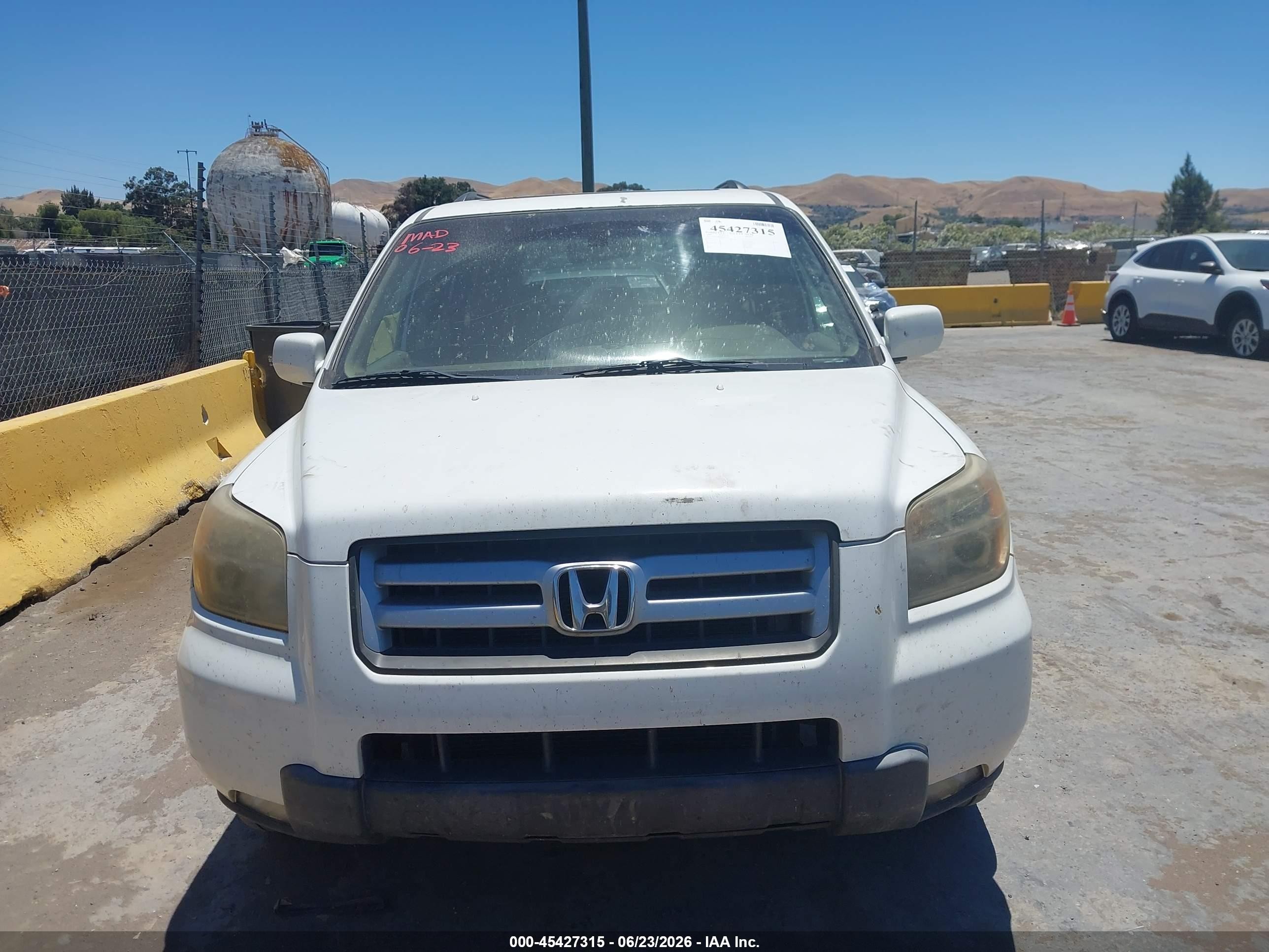 2008 Honda Pilot Ex-l White vin: 5FNYF28668B024242