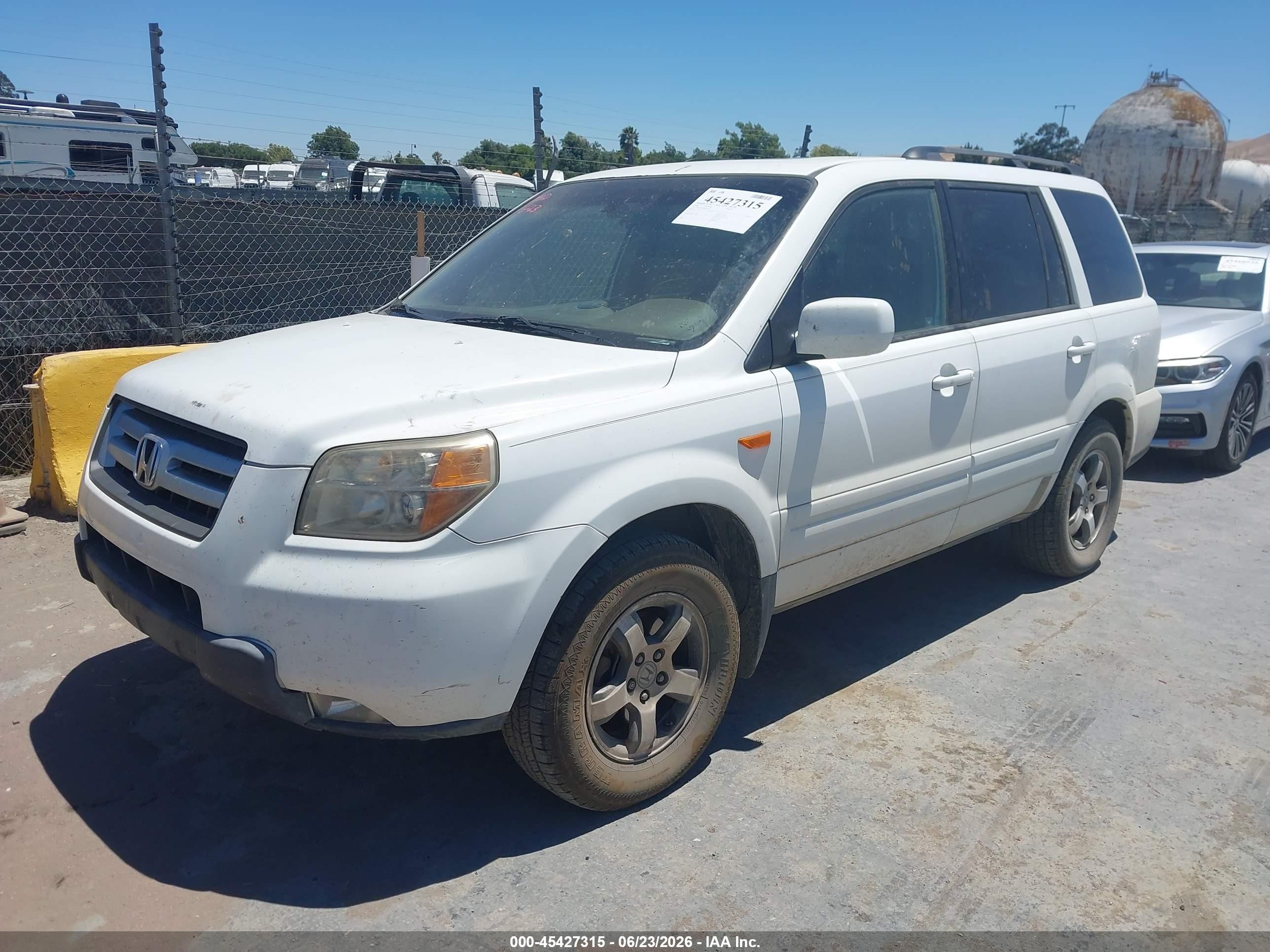 2008 Honda Pilot Ex-l White vin: 5FNYF28668B024242