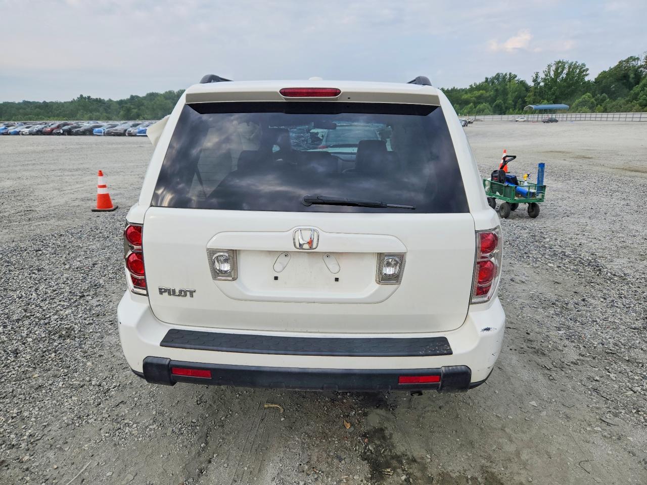 2007 Honda Pilot Exl White vin: 5FNYF286X7B014294