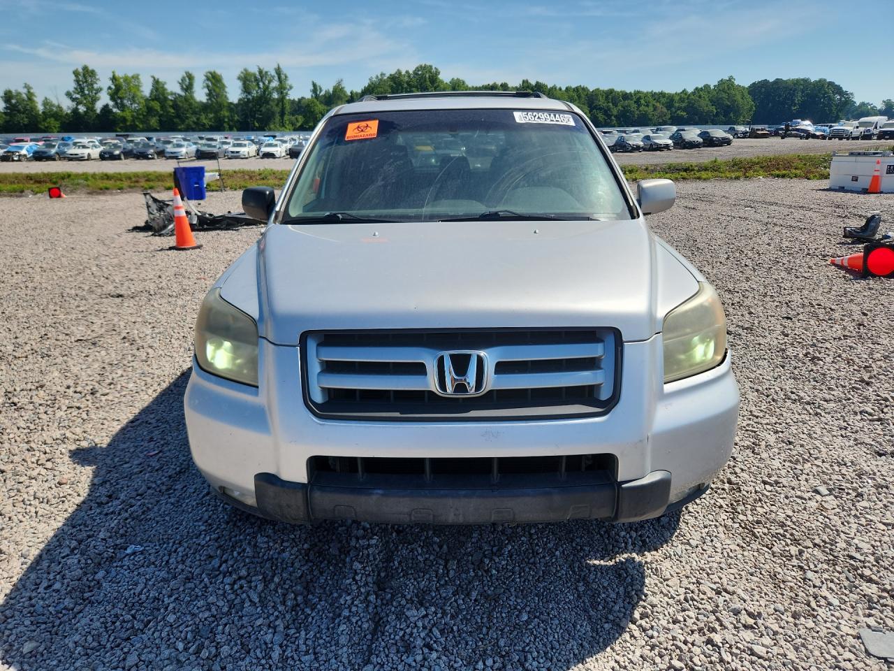 2006 Honda Pilot Ex Silver vin: 5FNYF28746B035195 Damage: Left Head Lamp, Faded, Repair Required