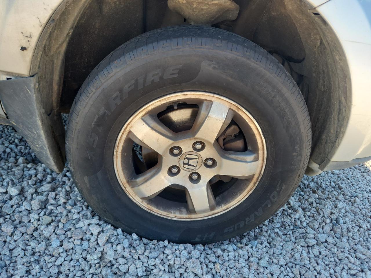 2006 Honda Pilot Ex Silver vin: 5FNYF28746B035195 Damage: Right Front Wheel, Curb Rash, 6 To 7 Inches