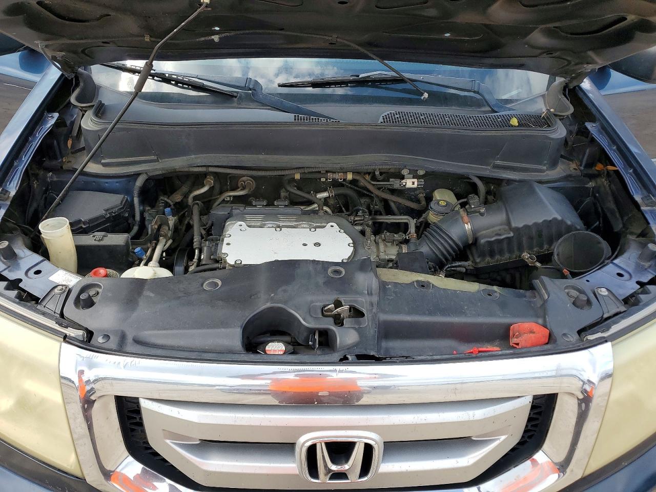 2009 Honda Pilot Lx Blue vin: 5FNYF38229B024713