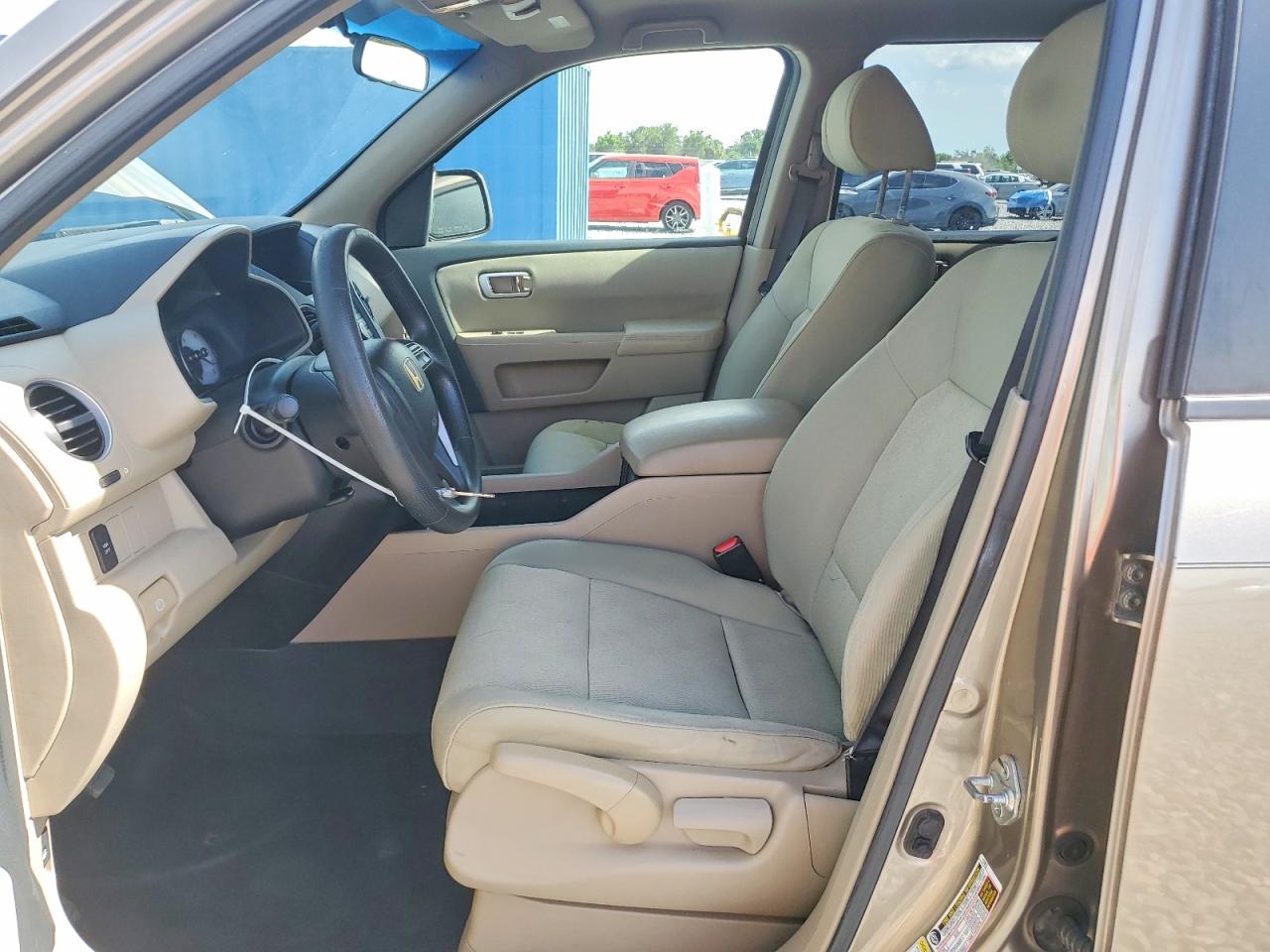2009 Honda Pilot Lx Beige vin: 5FNYF38239B003952