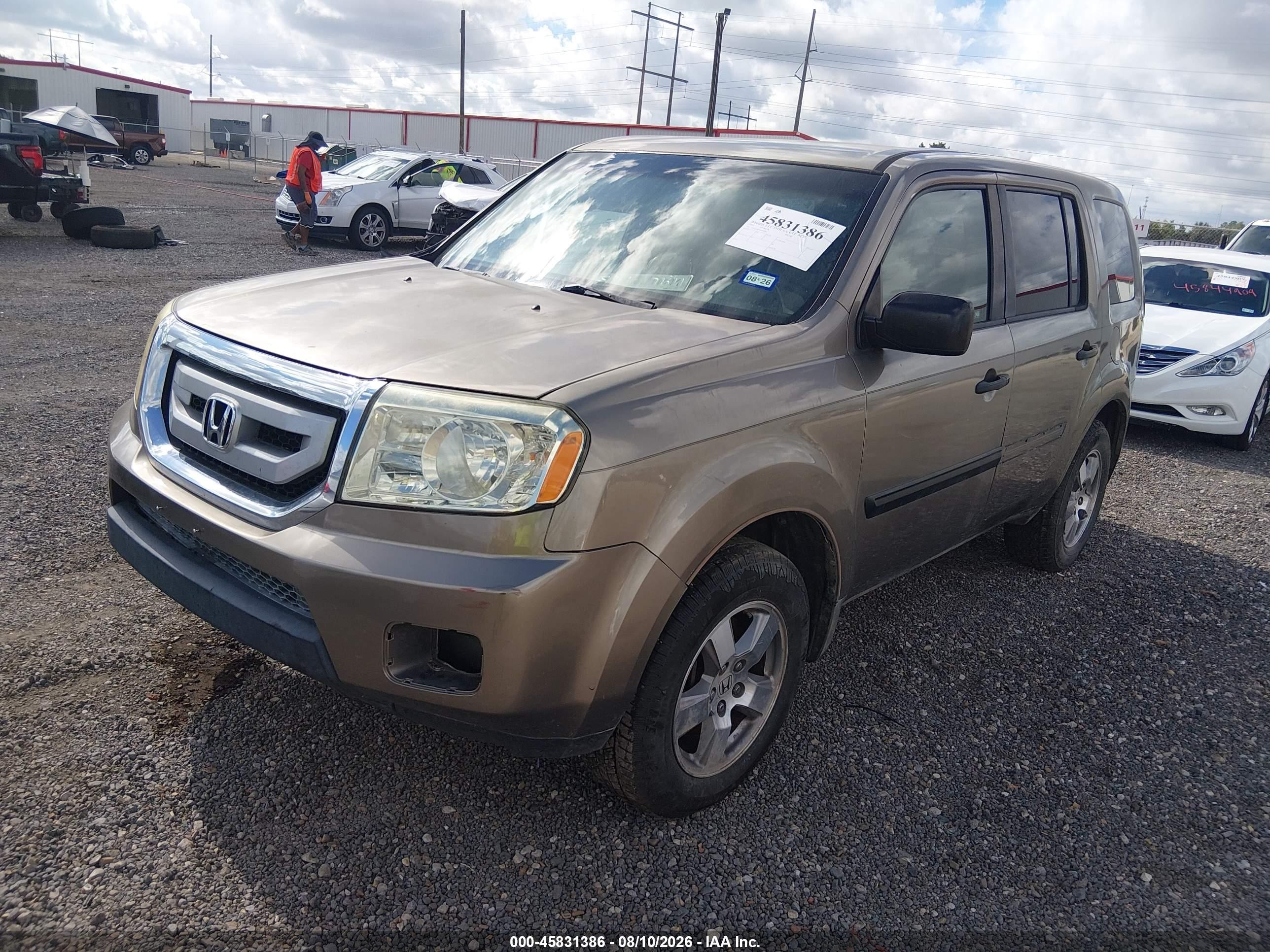 2009 Honda Pilot Lx Tan vin: 5FNYF38249B025927