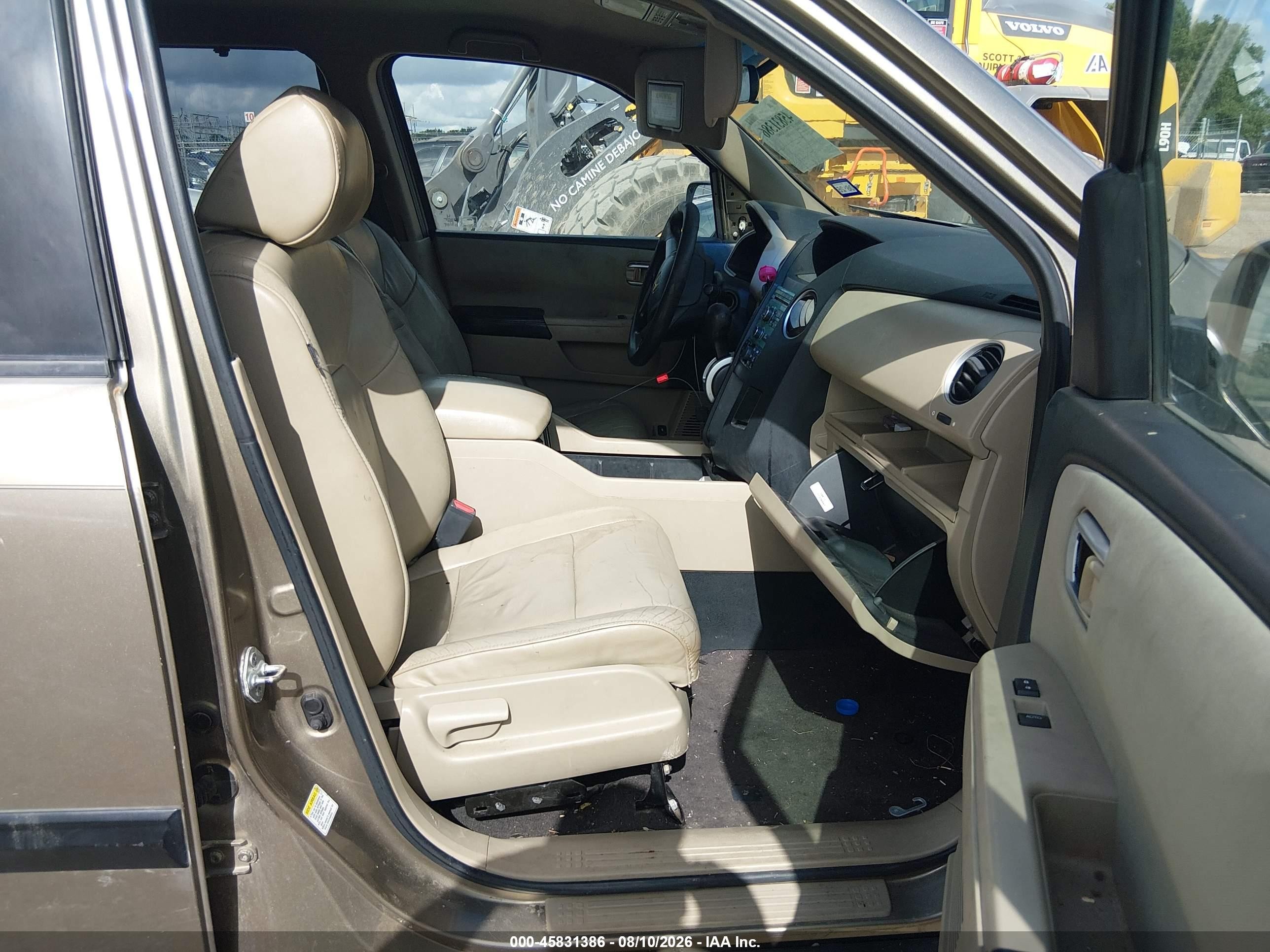 2009 Honda Pilot Lx Tan vin: 5FNYF38249B025927