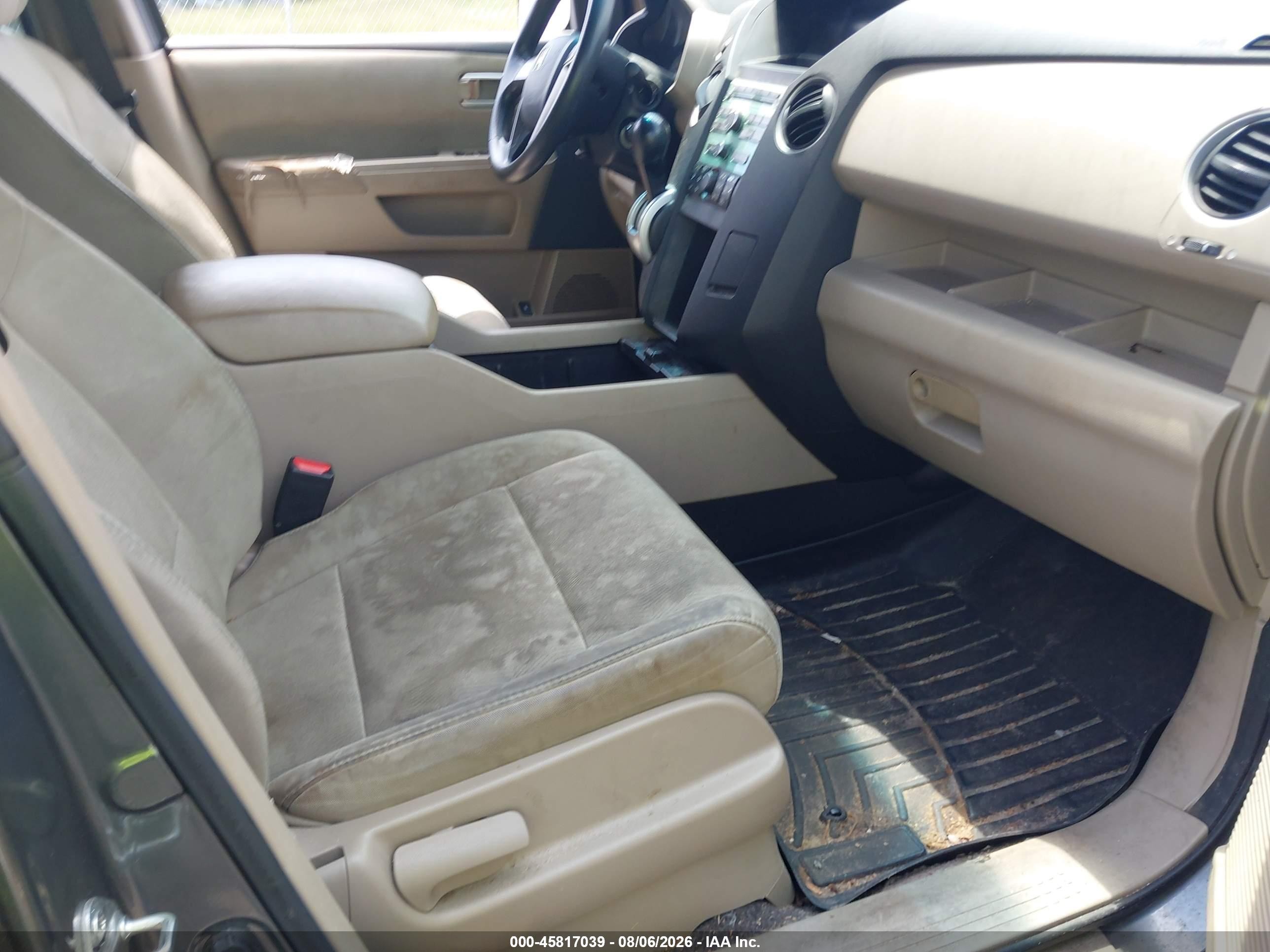 2009 Honda Pilot Lx Gray vin: 5FNYF38279B010693