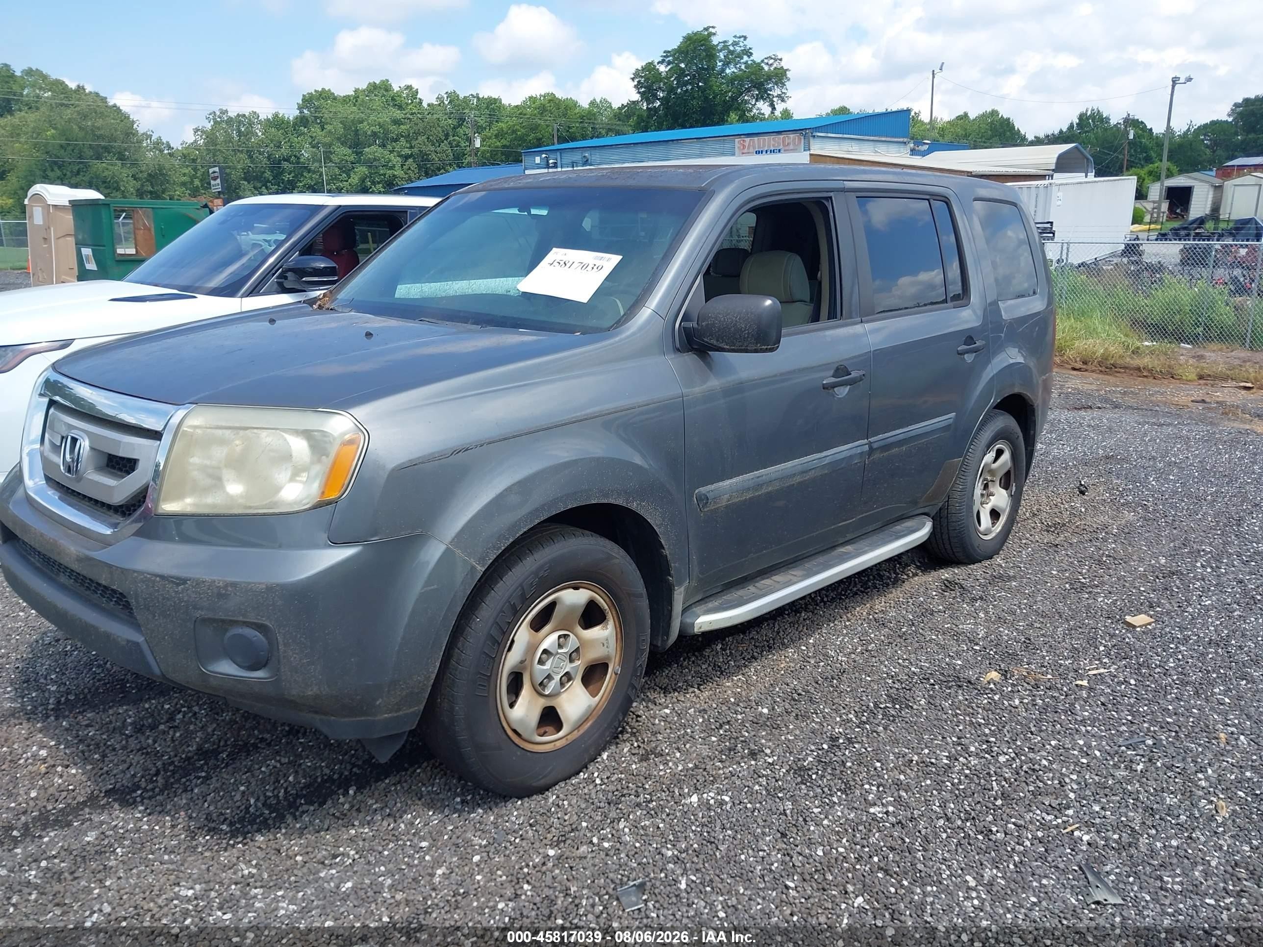 2009 Honda Pilot Lx Gray vin: 5FNYF38279B010693