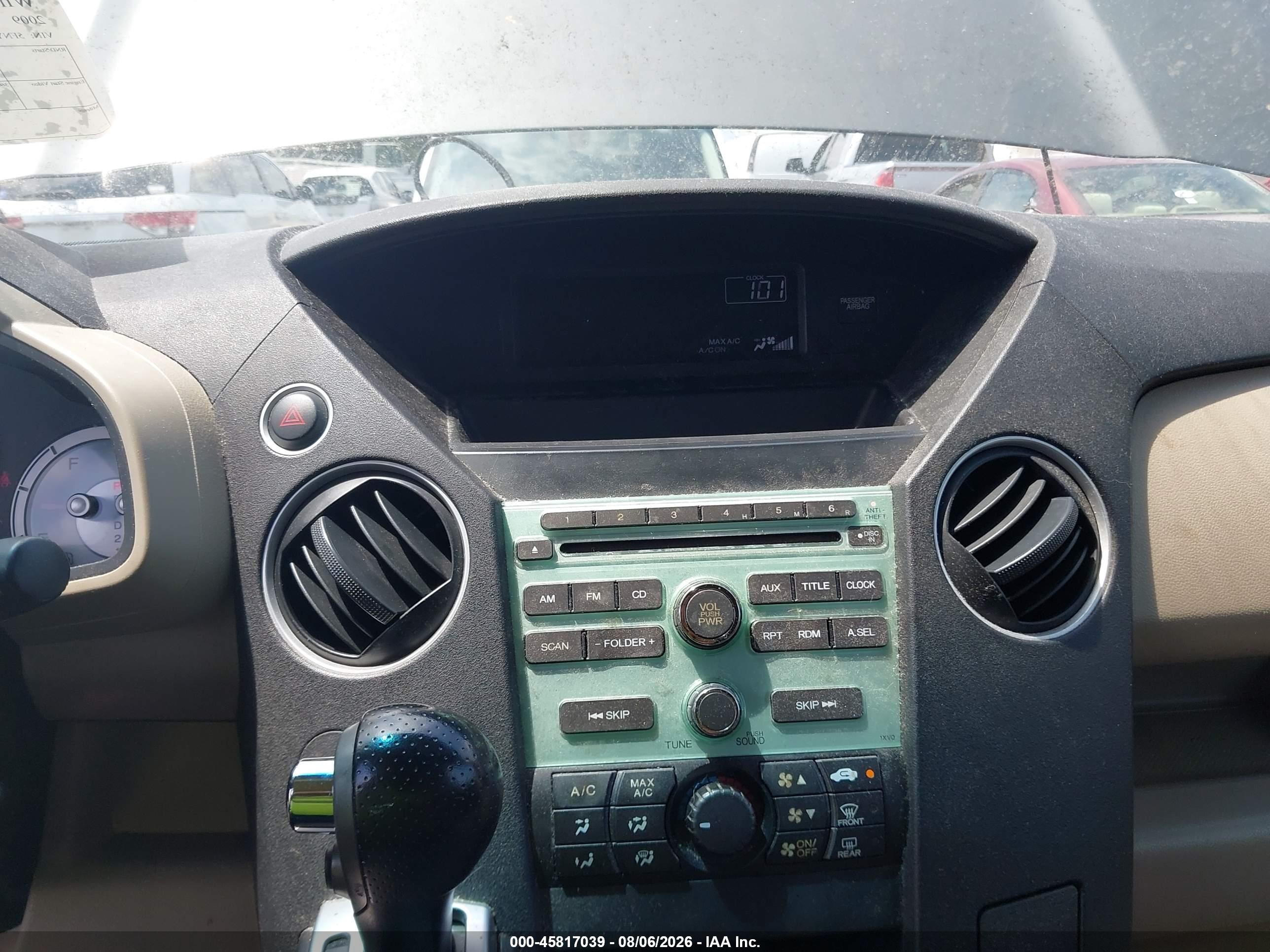 2009 Honda Pilot Lx Gray vin: 5FNYF38279B010693