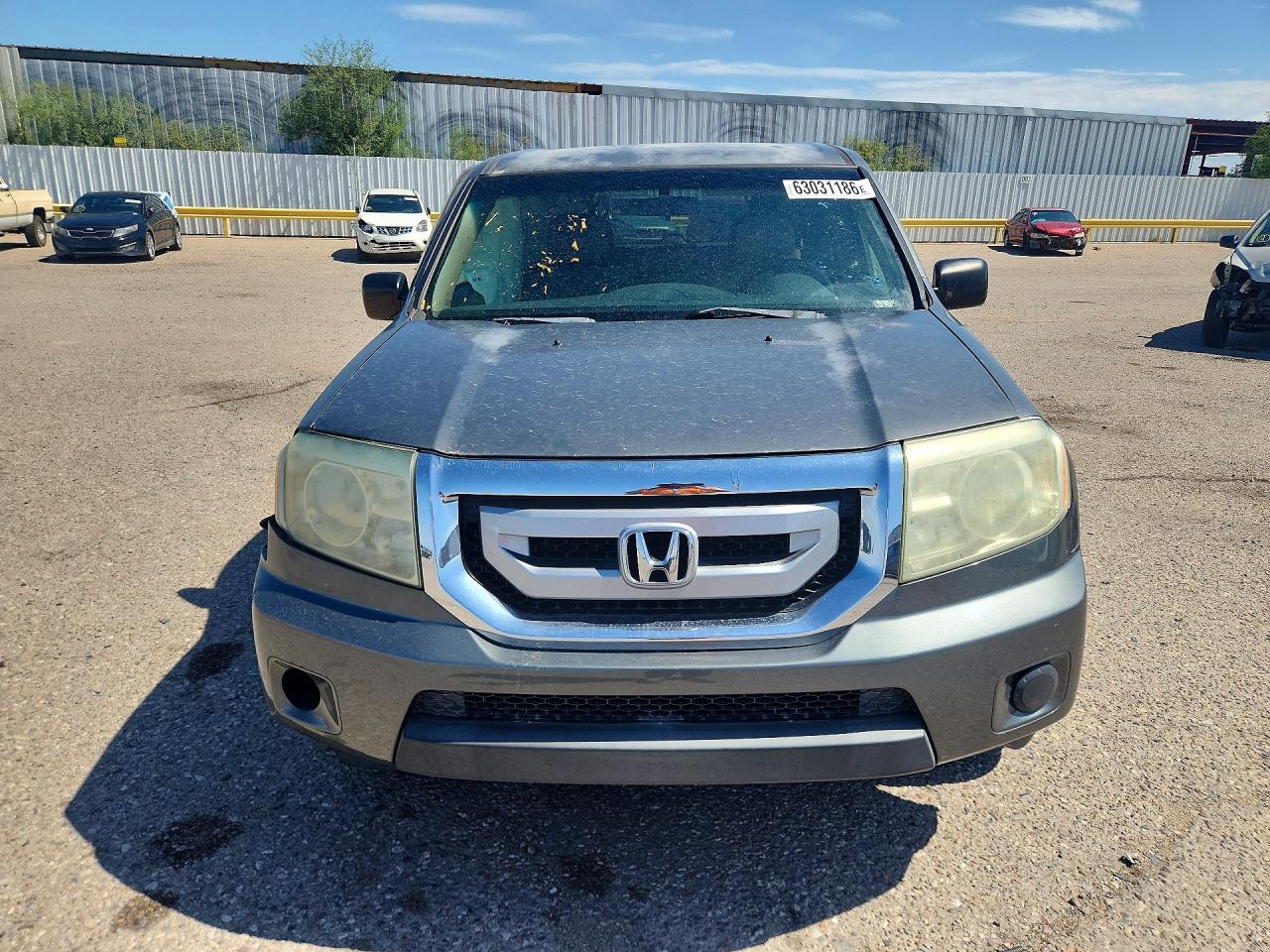 2009 Honda Pilot Lx Gray vin: 5FNYF382X9B009070