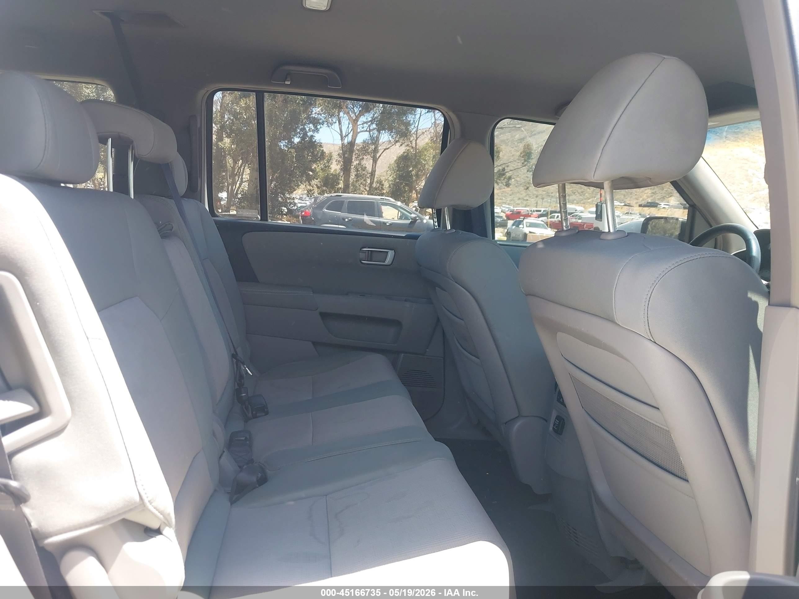 2009 Honda Pilot Ex White vin: 5FNYF38409B017793