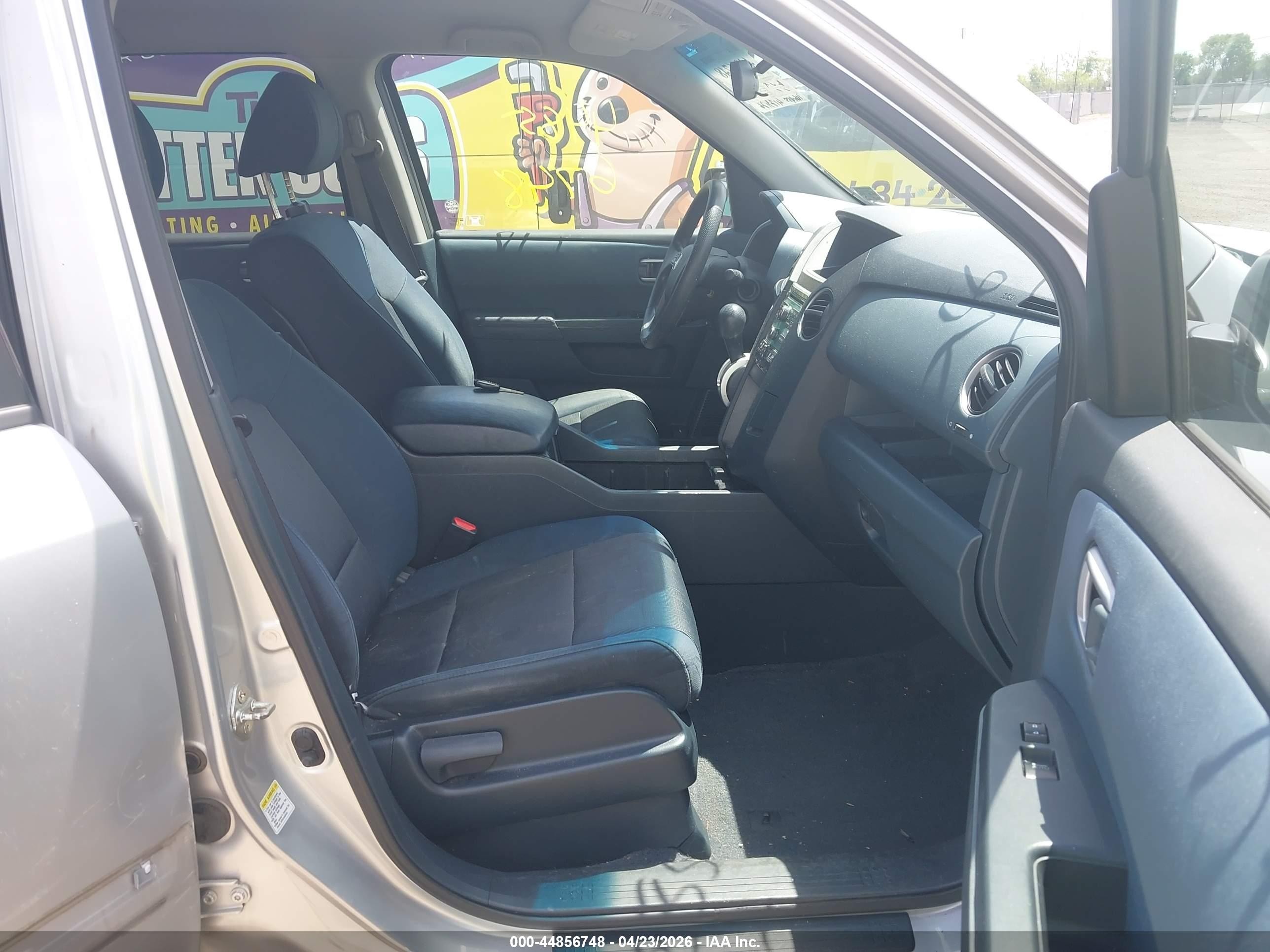 2009 Honda Pilot Ex Silver vin: 5FNYF38459B008488