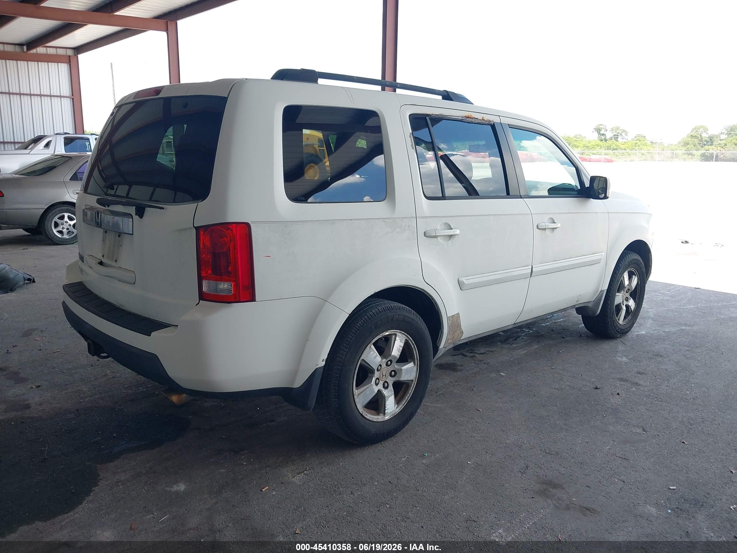 2009 Honda Pilot Ex White vin: 5FNYF38499B025648