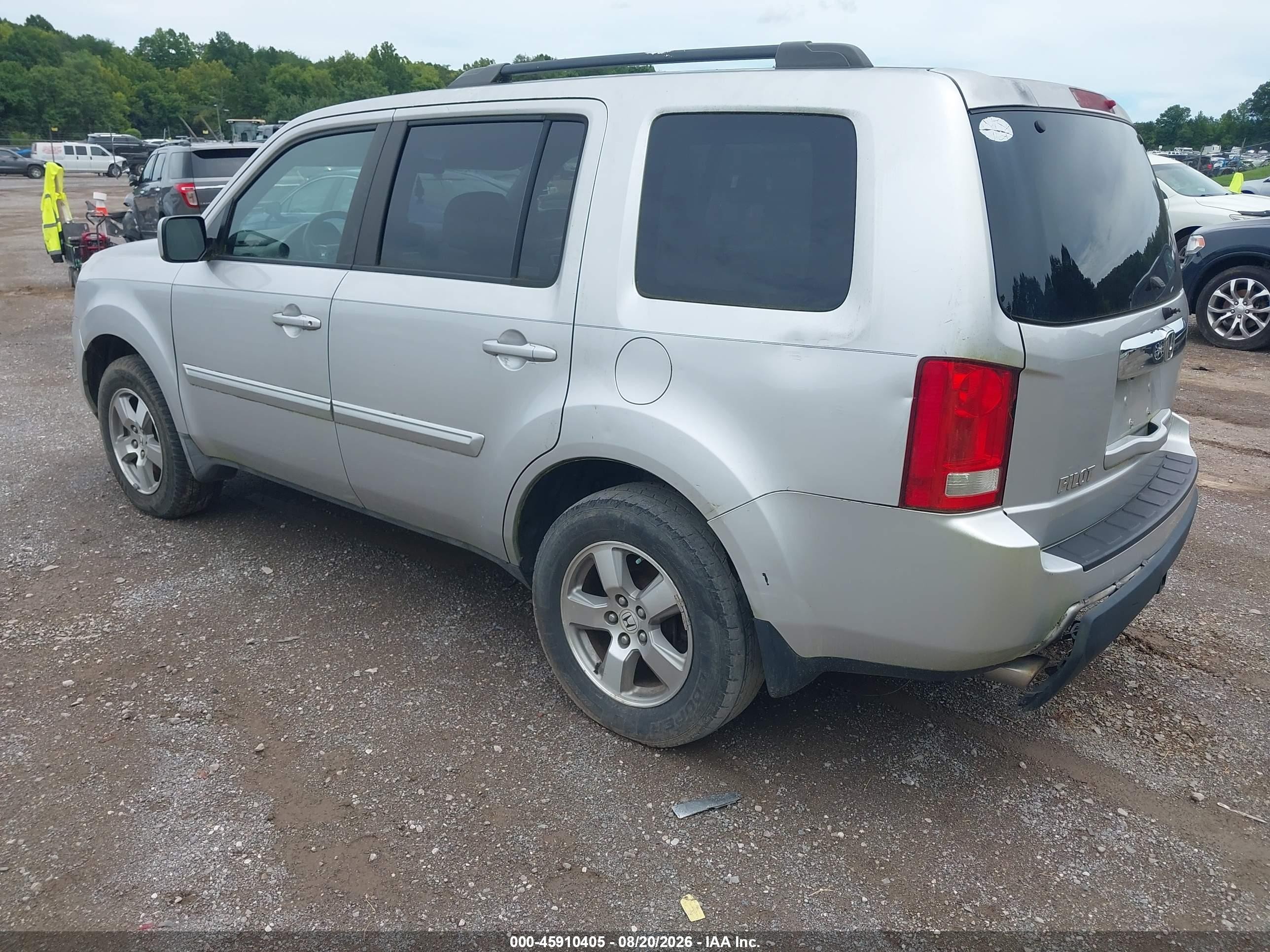 2009 Honda Pilot Ex Silver vin: 5FNYF384X9B008440