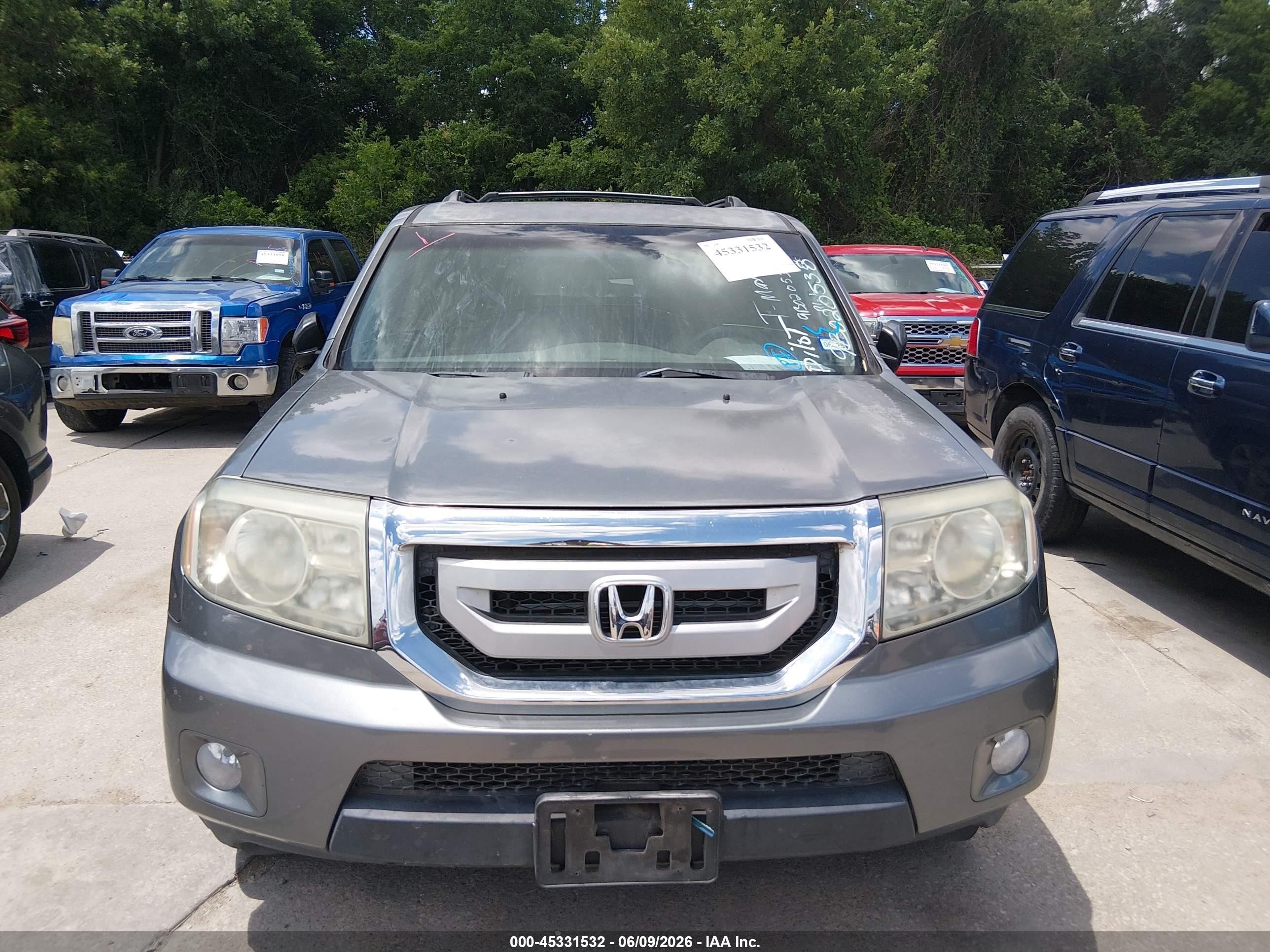 2009 Honda Pilot Ex Gray vin: 5FNYF384X9B020538