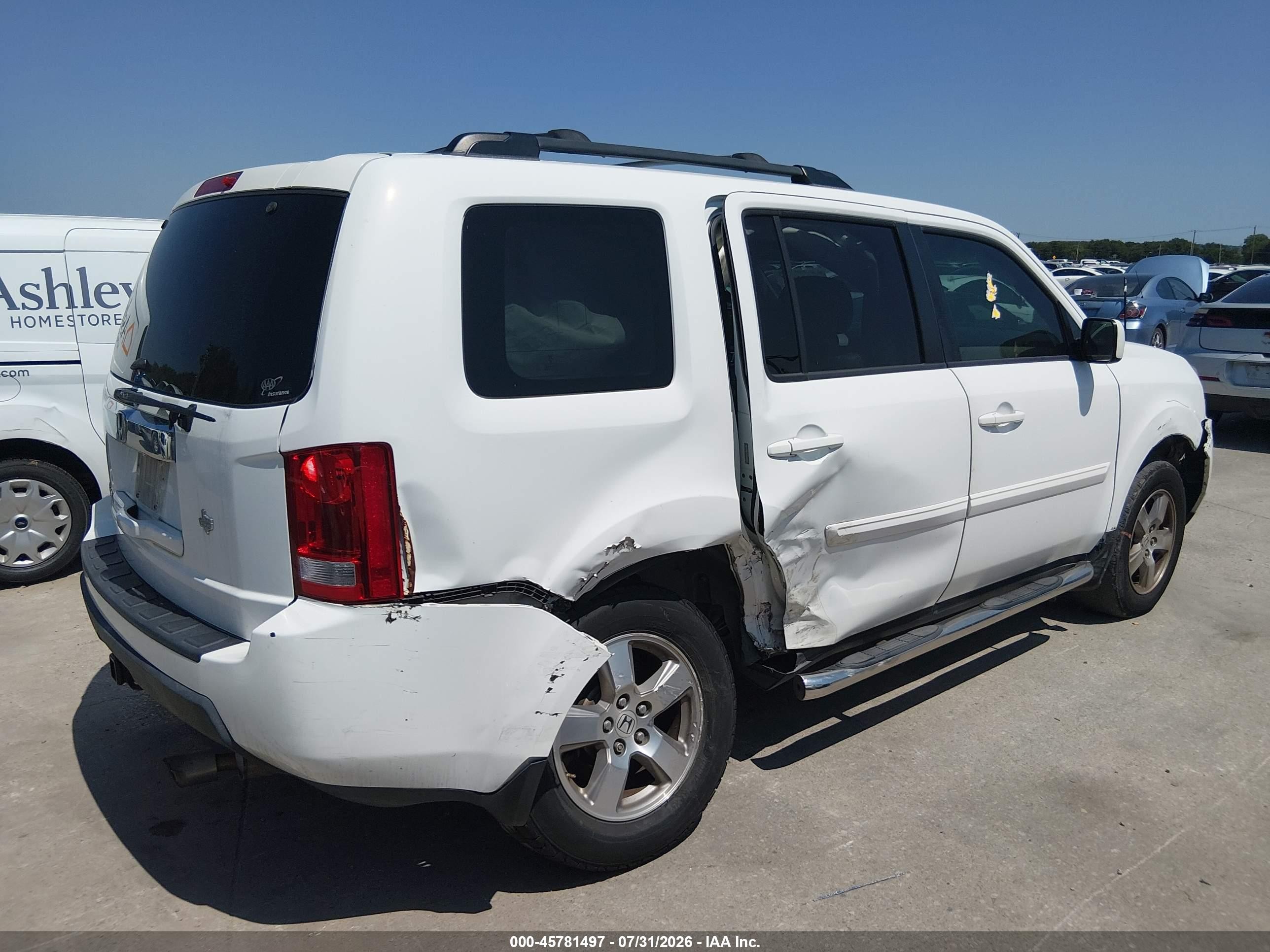 2009 Honda Pilot Ex-l White vin: 5FNYF38519B017505