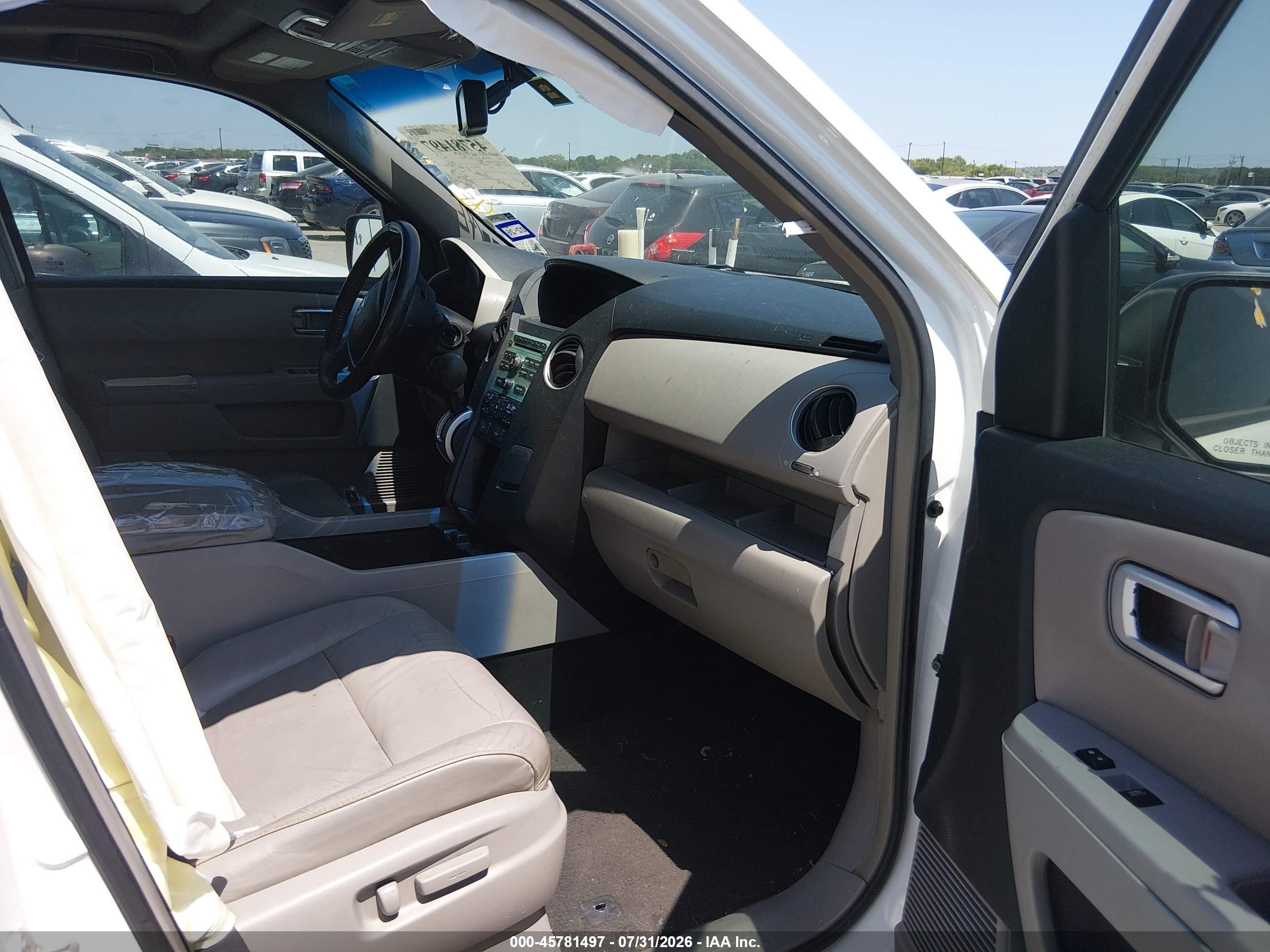 2009 Honda Pilot Ex-l White vin: 5FNYF38519B017505