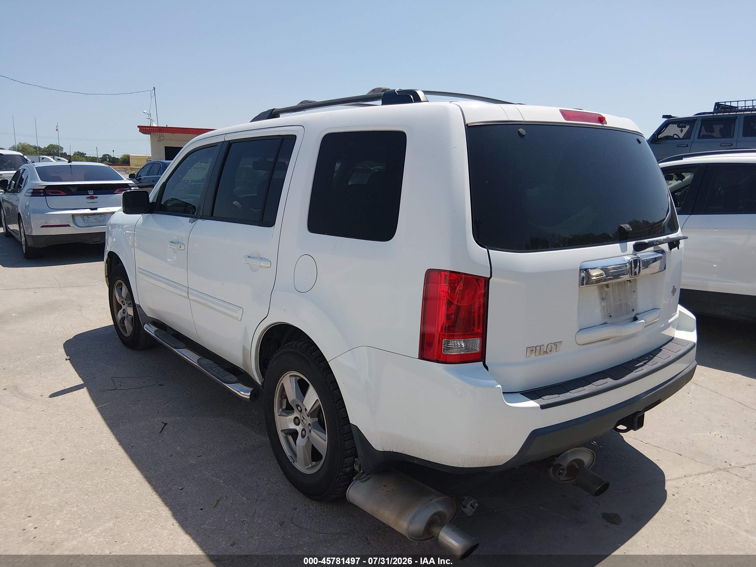 2009 Honda Pilot Ex-l White vin: 5FNYF38519B017505