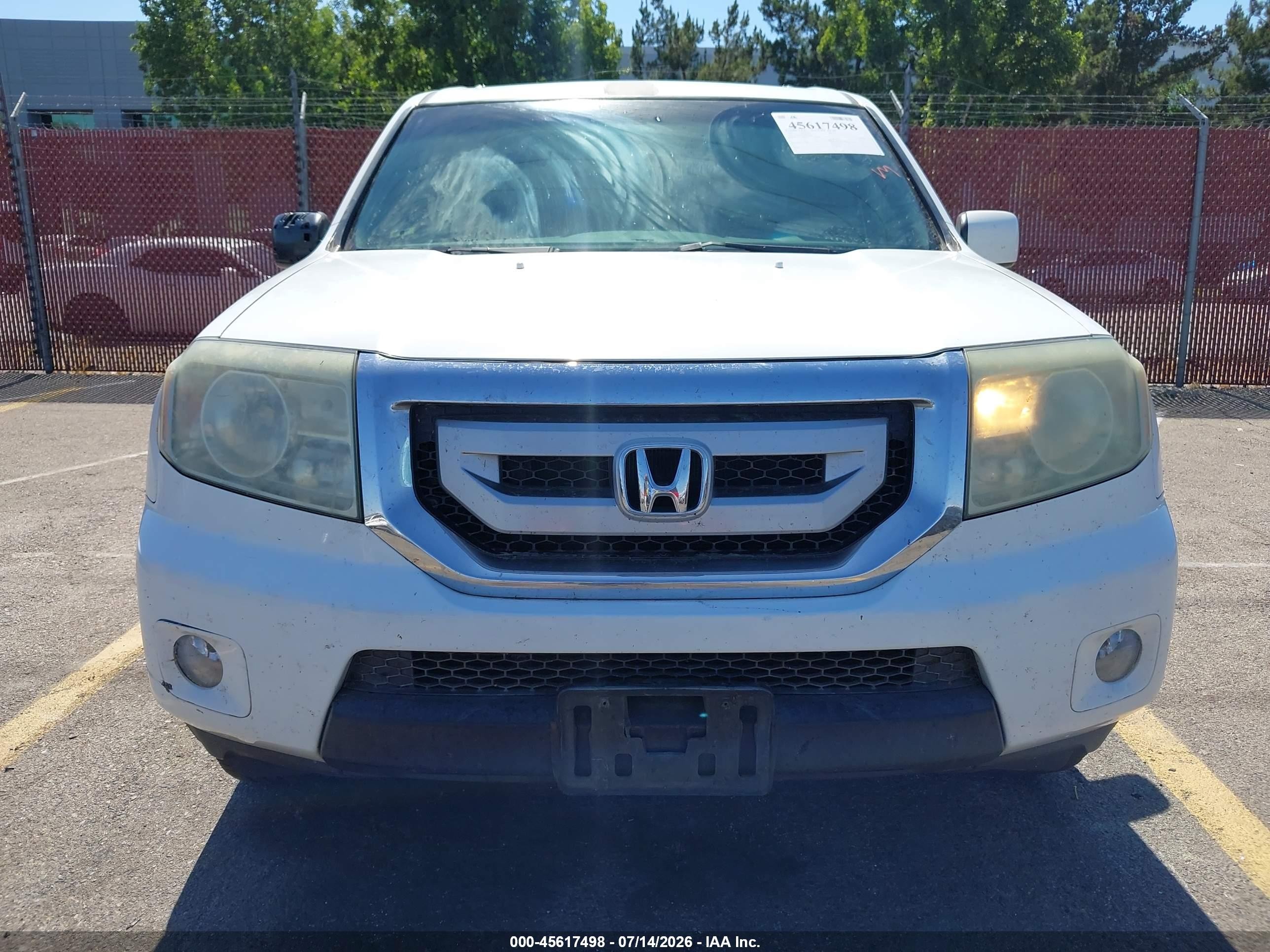 2009 Honda Pilot Ex-l White vin: 5FNYF38529B018260