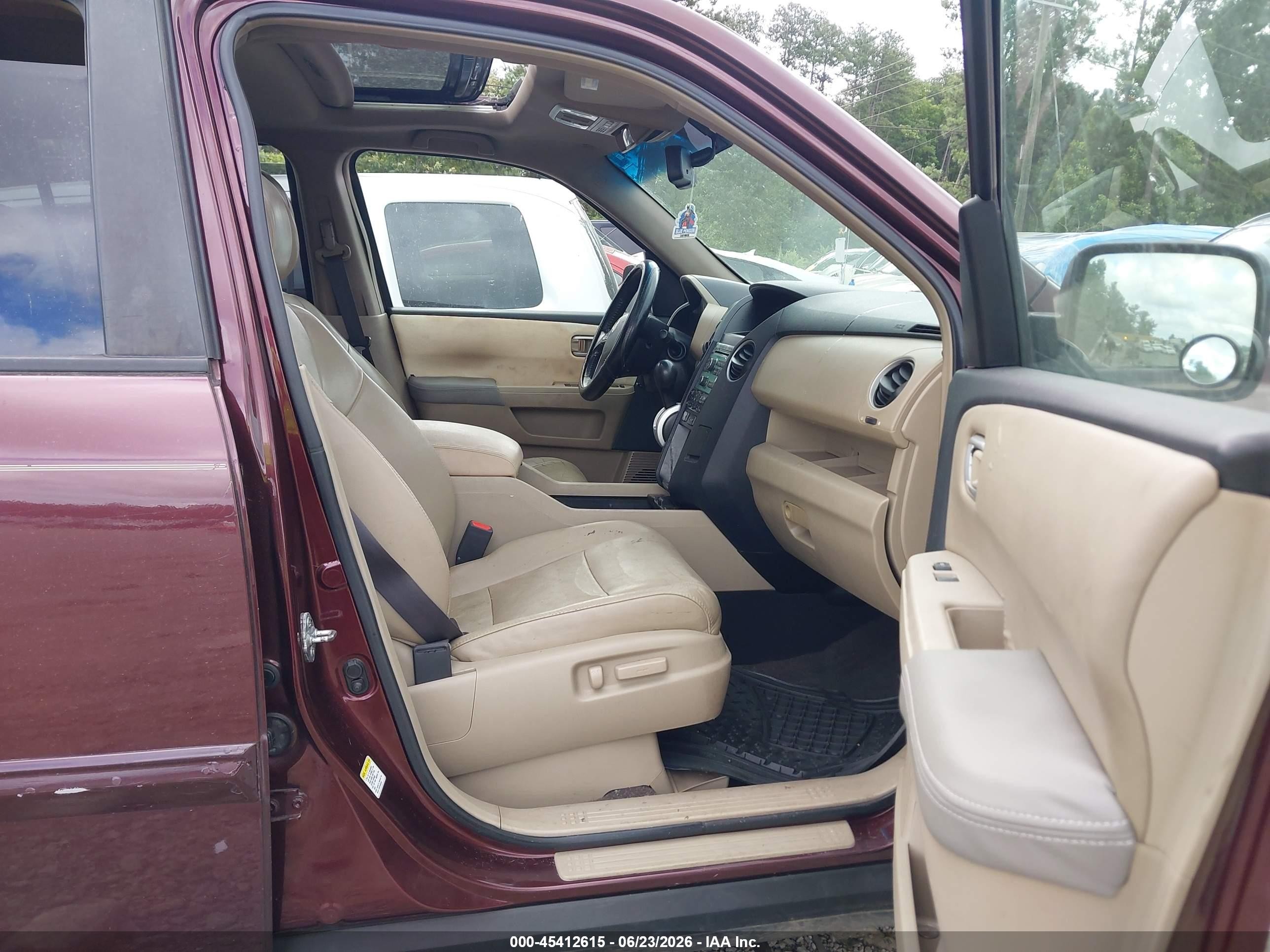 2009 Honda Pilot Ex-l Burgundy vin: 5FNYF385X9B000945