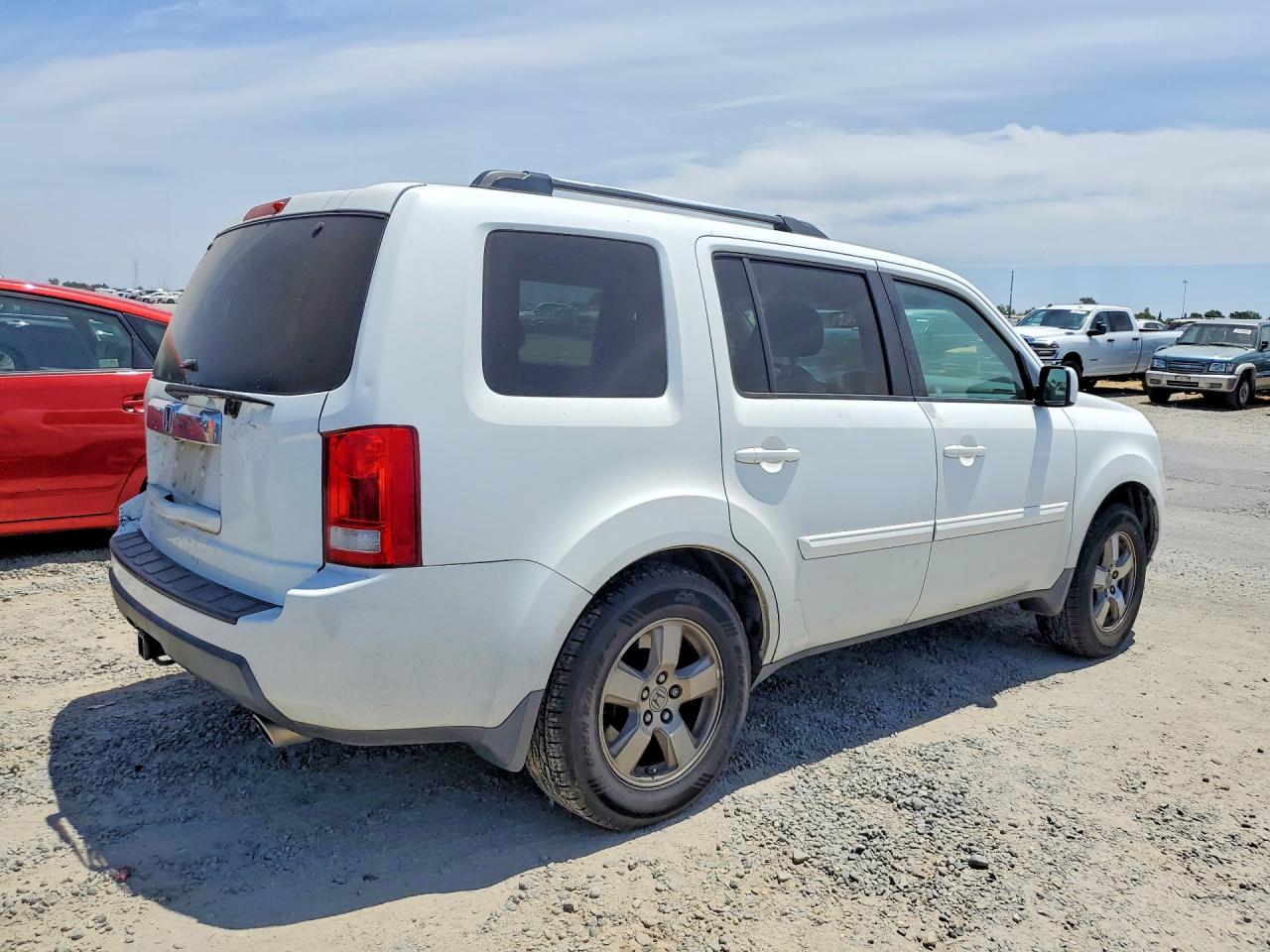 2009 Honda Pilot Exl White vin: 5FNYF38699B009578