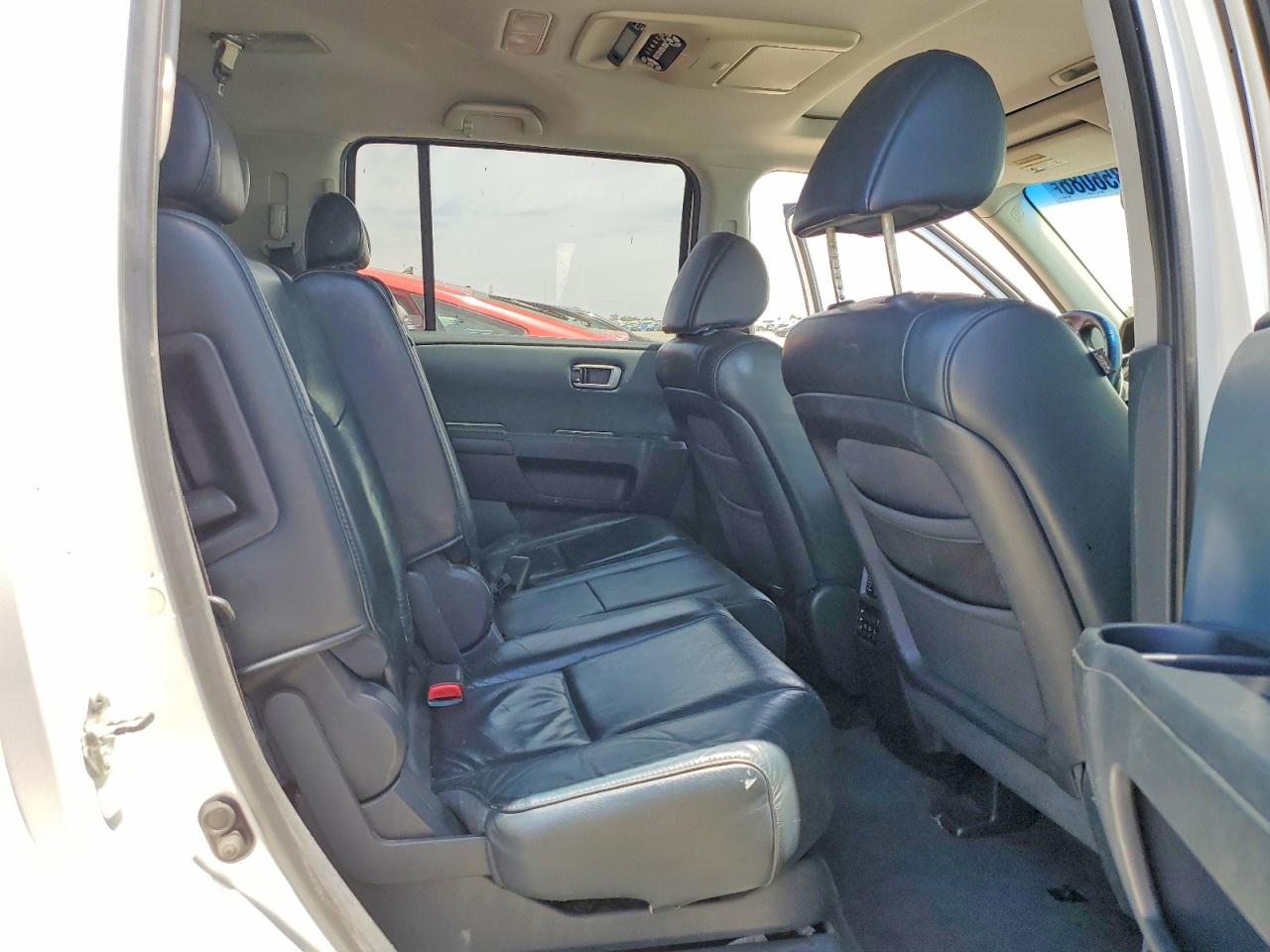 2009 Honda Pilot Exl White vin: 5FNYF38699B009578