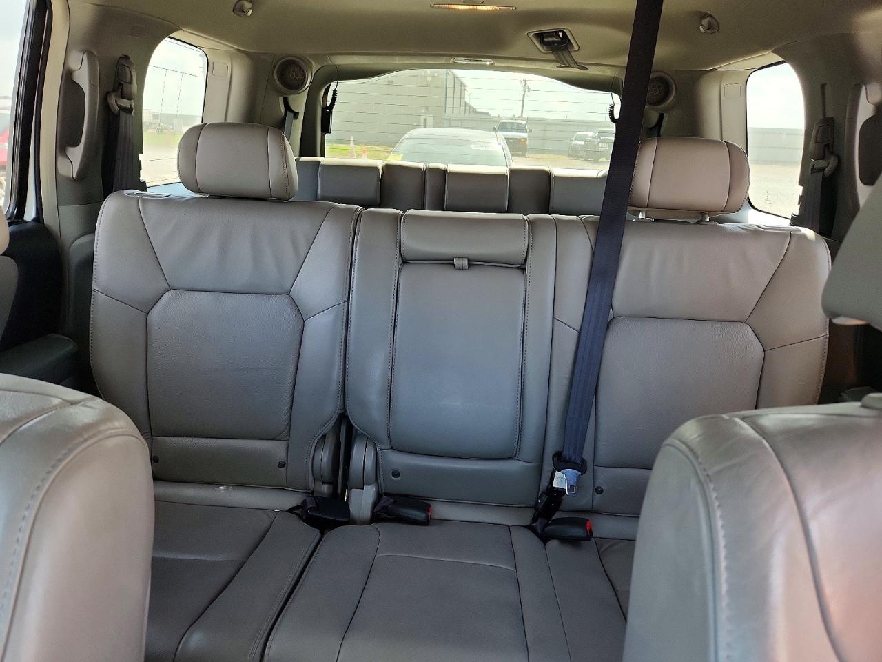 2009 Honda Pilot Touring Серебряный vin: 5FNYF38839B024109