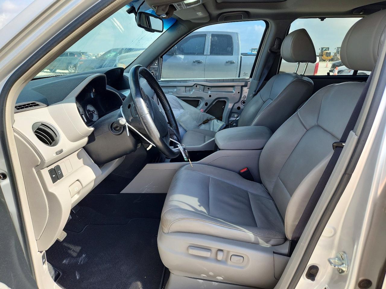 2009 Honda Pilot Touring Серебряный vin: 5FNYF38839B024109