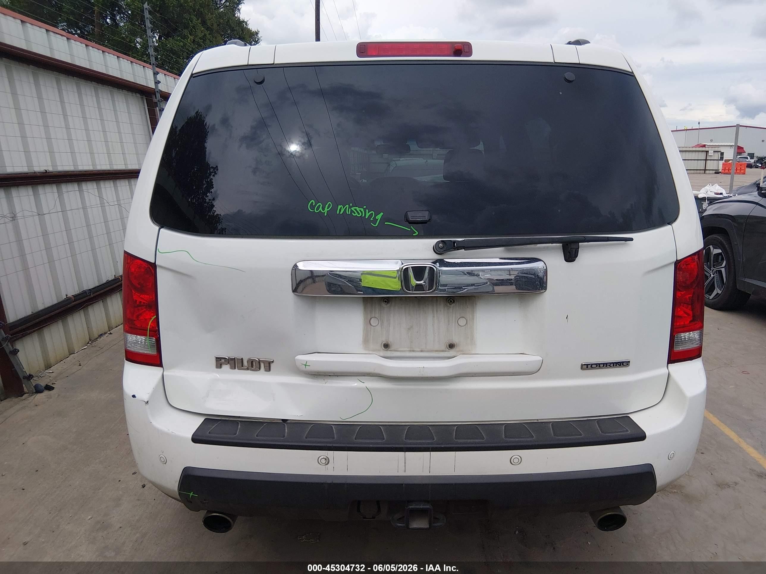 2009 Honda Pilot Touring White vin: 5FNYF38859B022782