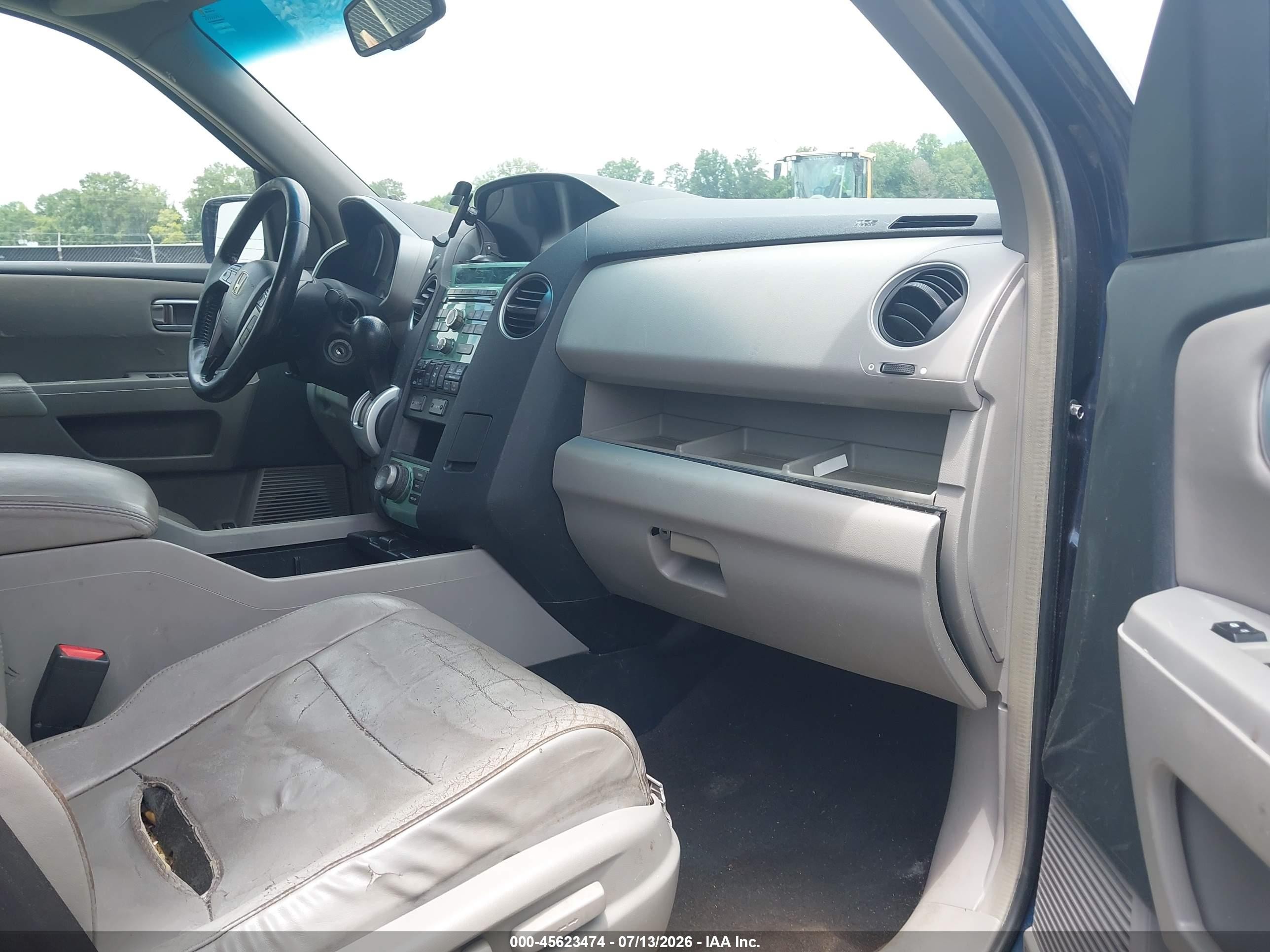 2009 Honda Pilot Touring Blue vin: 5FNYF38859B026735