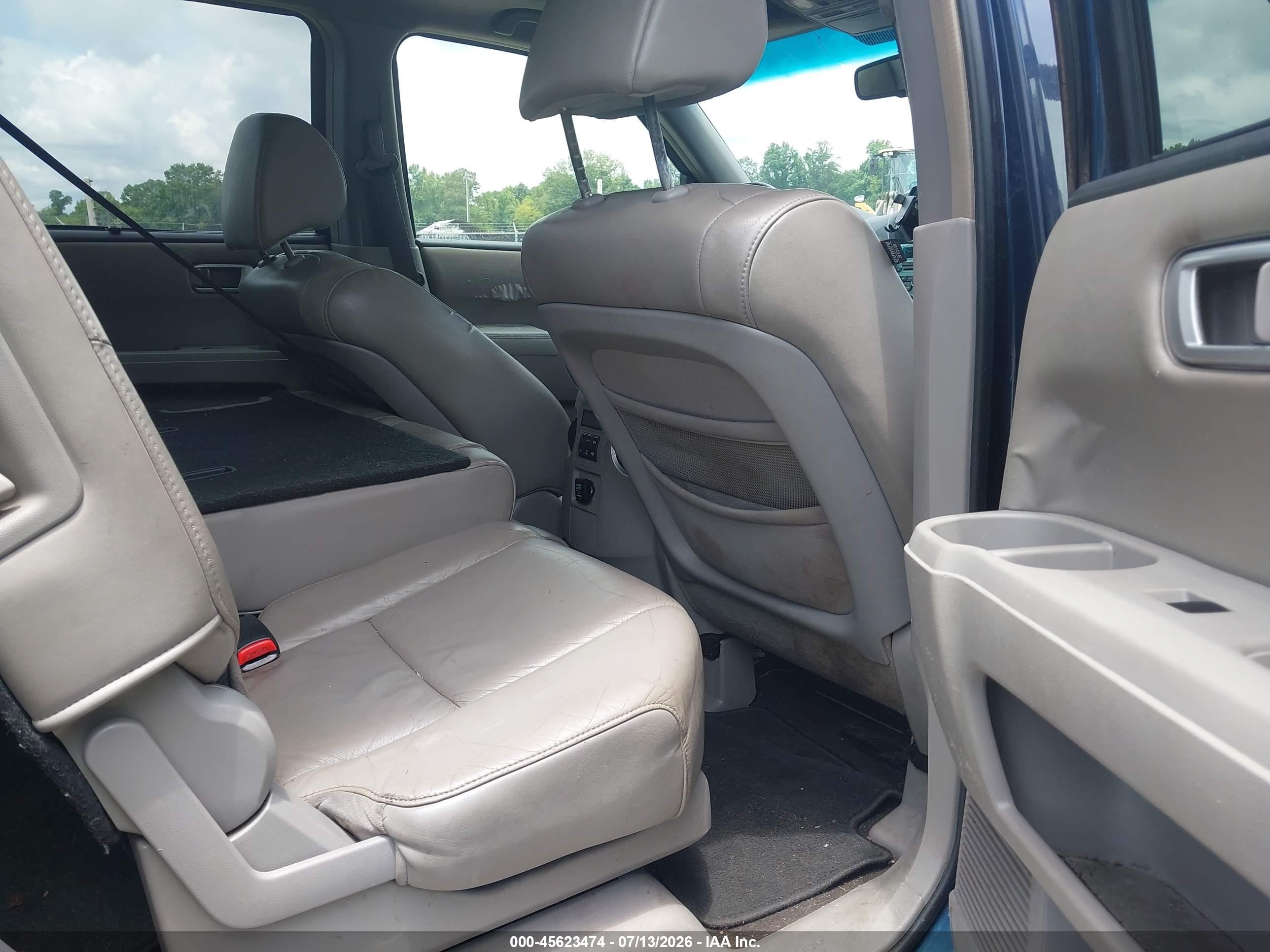 2009 Honda Pilot Touring Blue vin: 5FNYF38859B026735