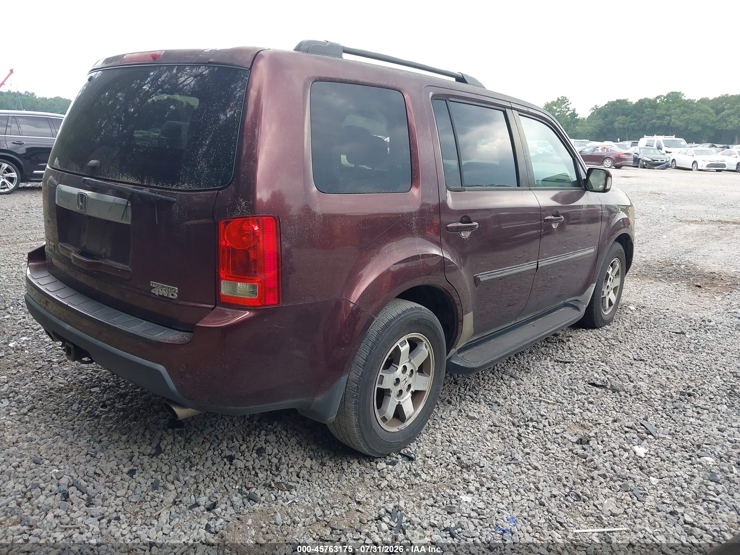 2009 Honda Pilot Touring Red vin: 5FNYF38869B011595