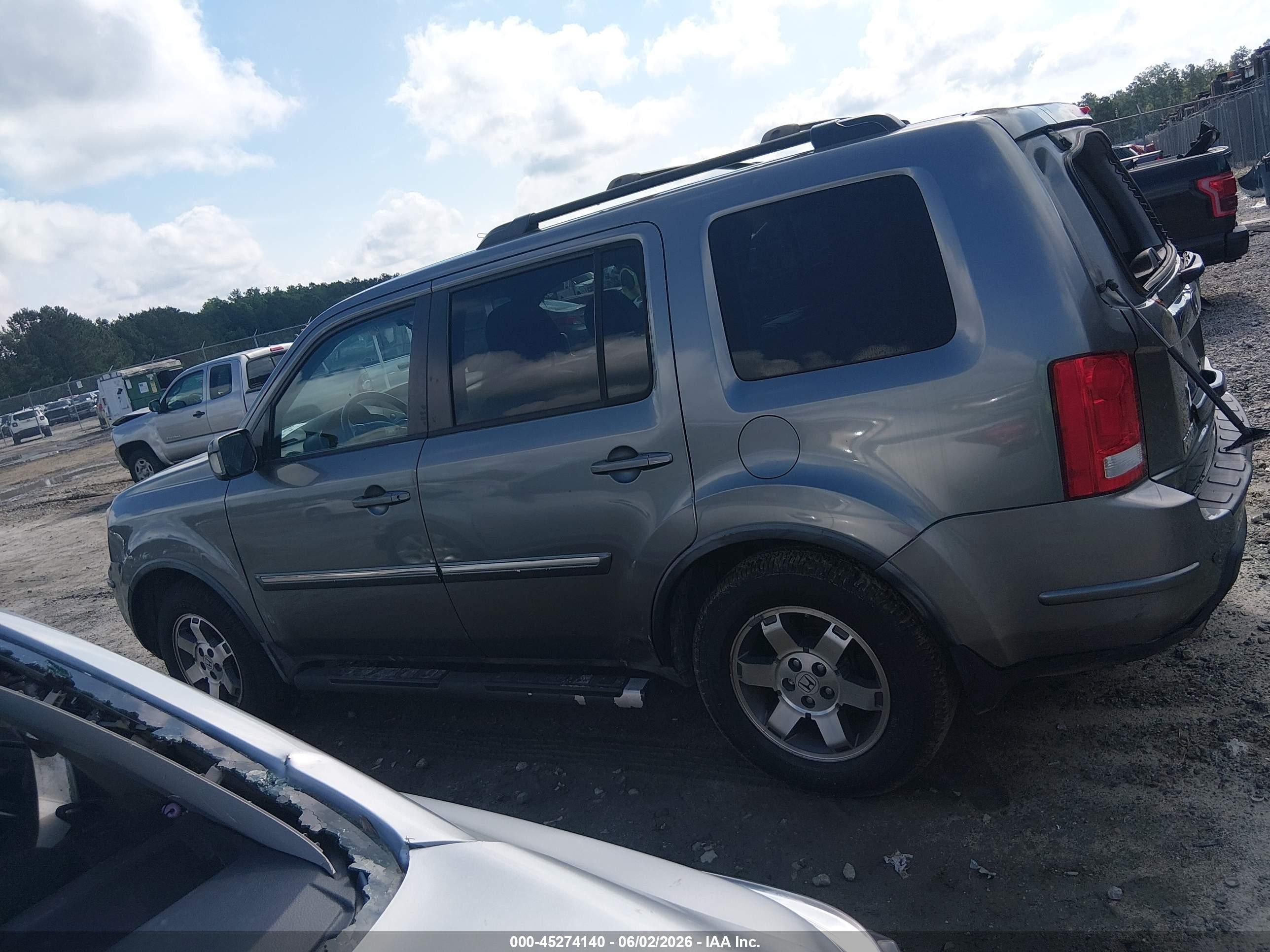 2009 Honda Pilot Touring Gray vin: 5FNYF38929B025843