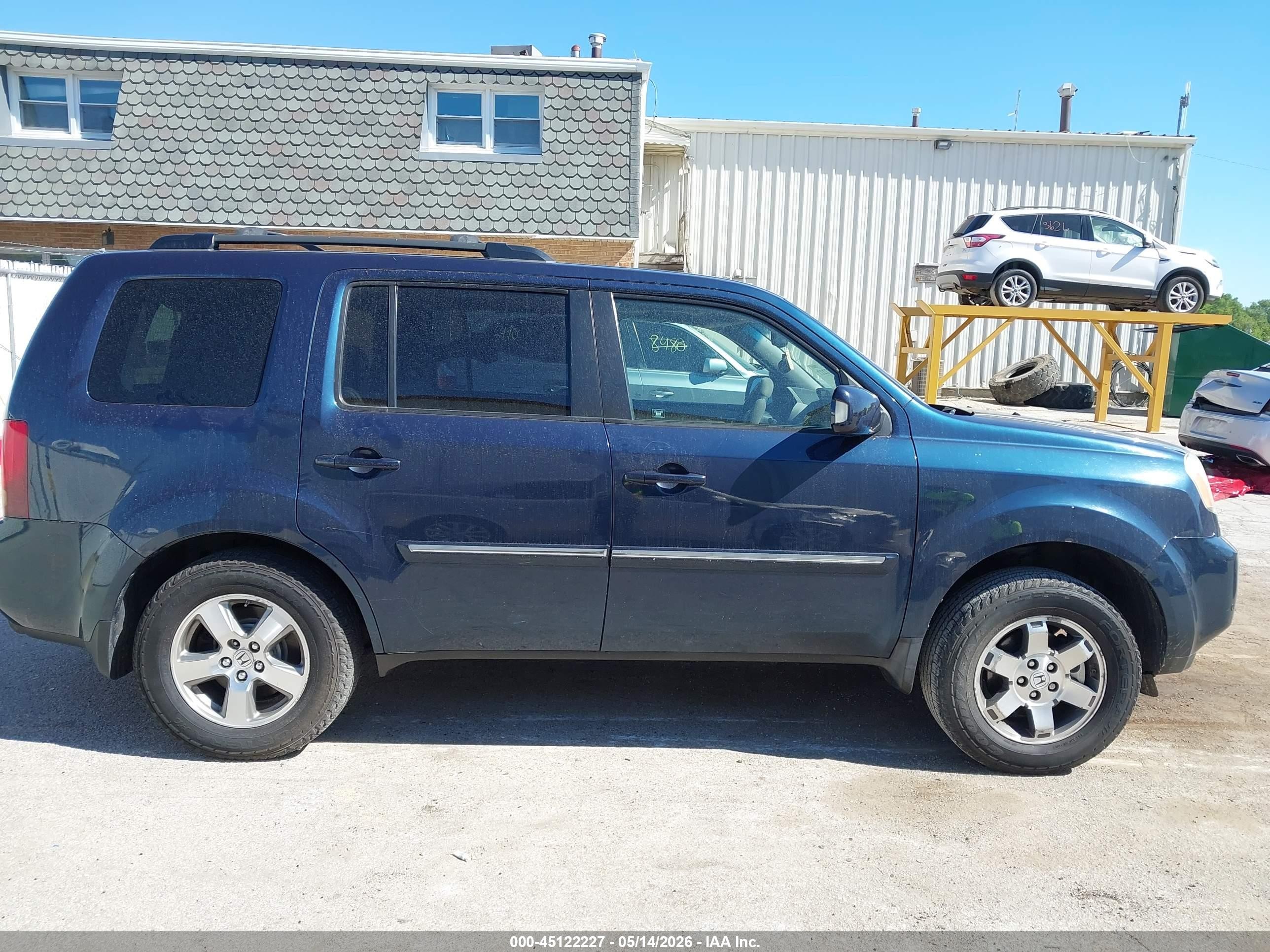 2009 Honda Pilot Touring Blue vin: 5FNYF38949B005206