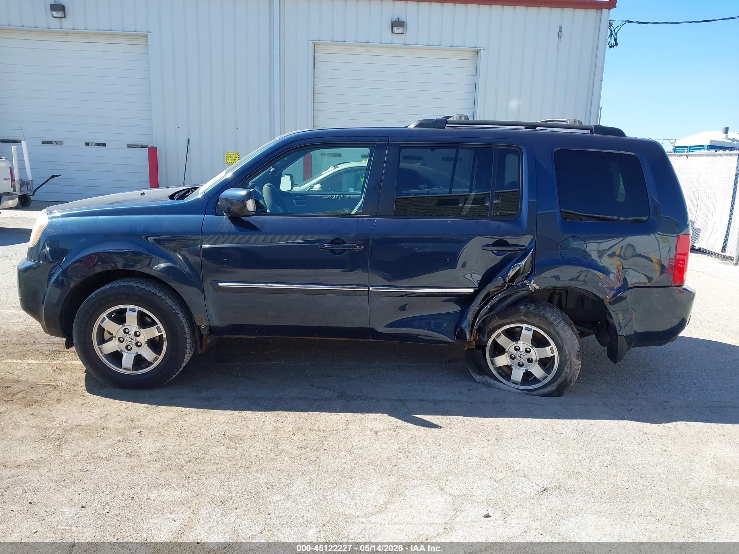 2009 Honda Pilot Touring Blue vin: 5FNYF38949B005206