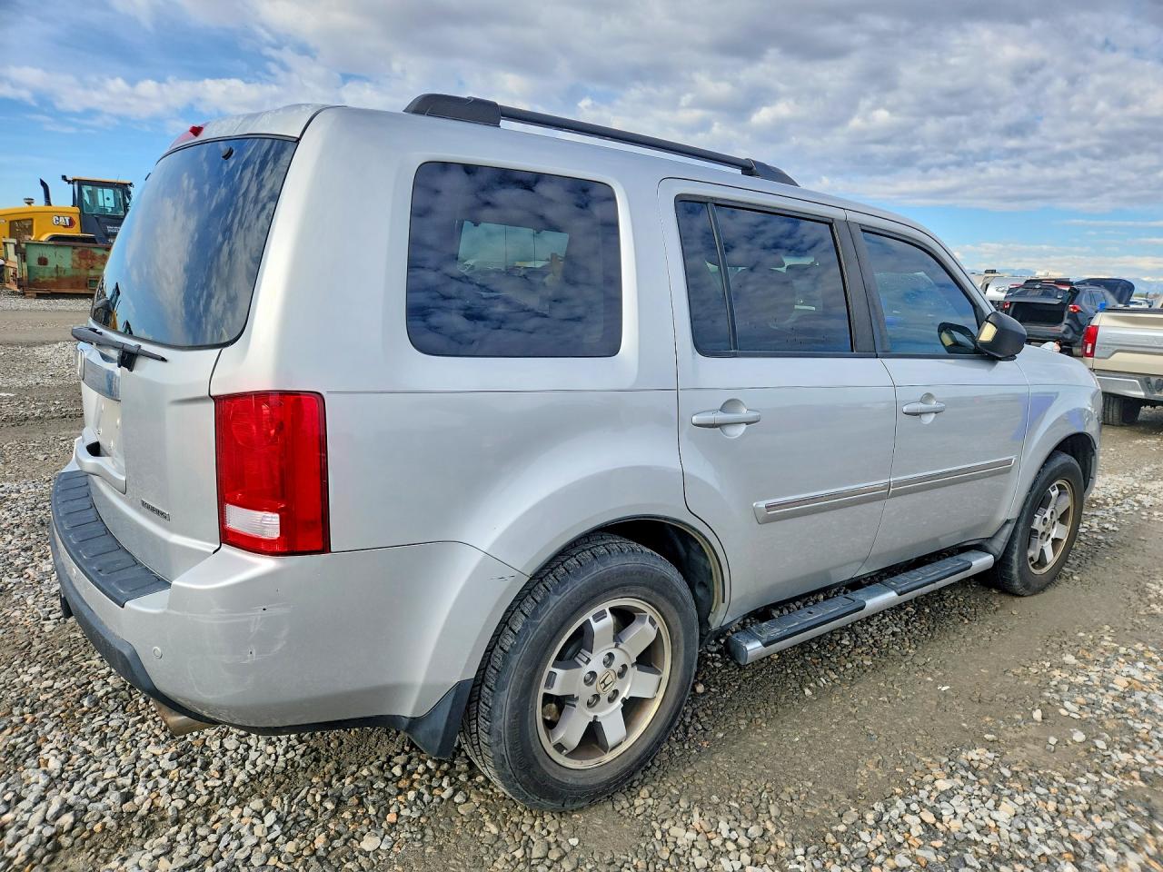 2009 Honda Pilot Touring Silver vin: 5FNYF38959B004341